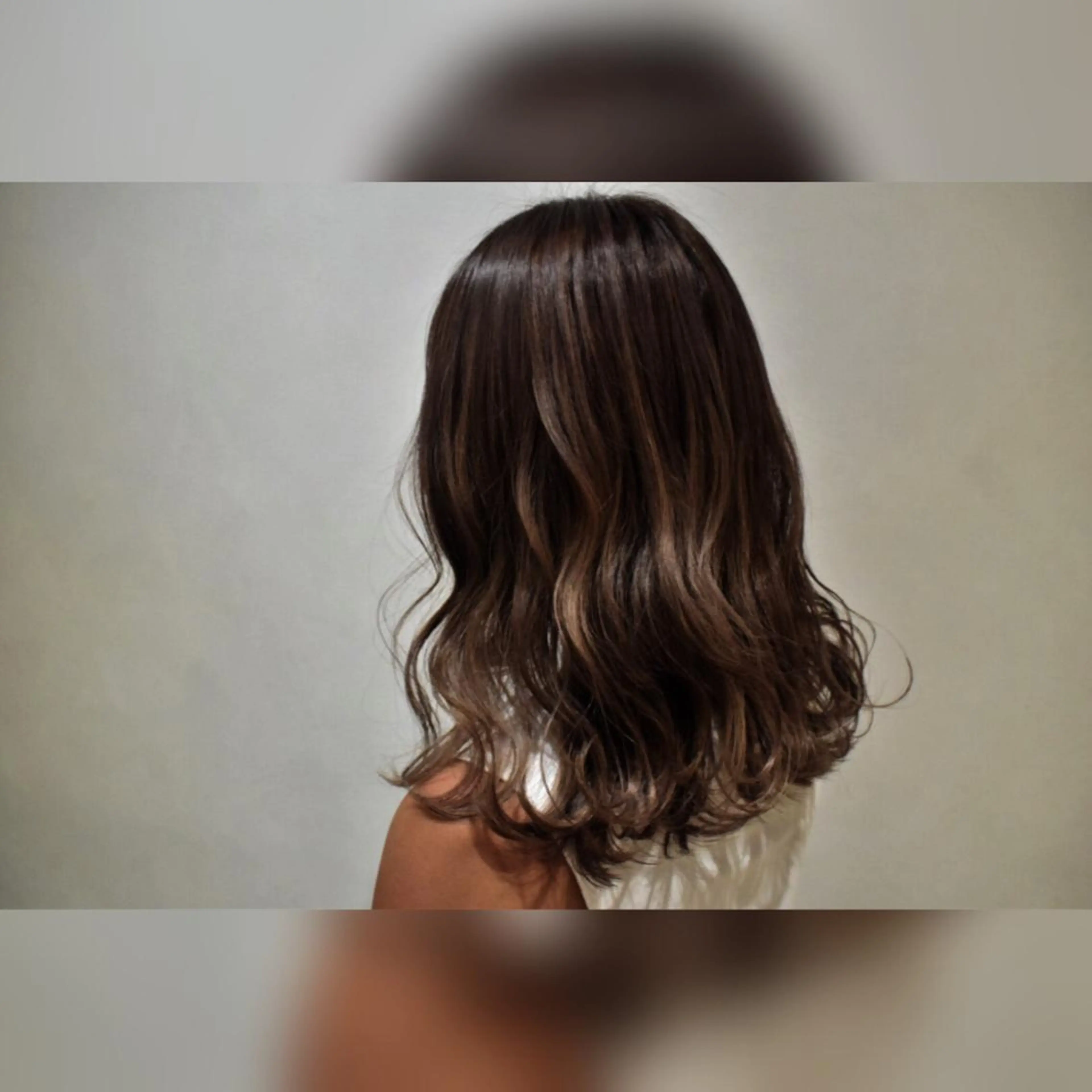 セミロング カラー アプリコットブラウン ブラウンカラー オレンジ マイ 【川口】のヘアスタイル