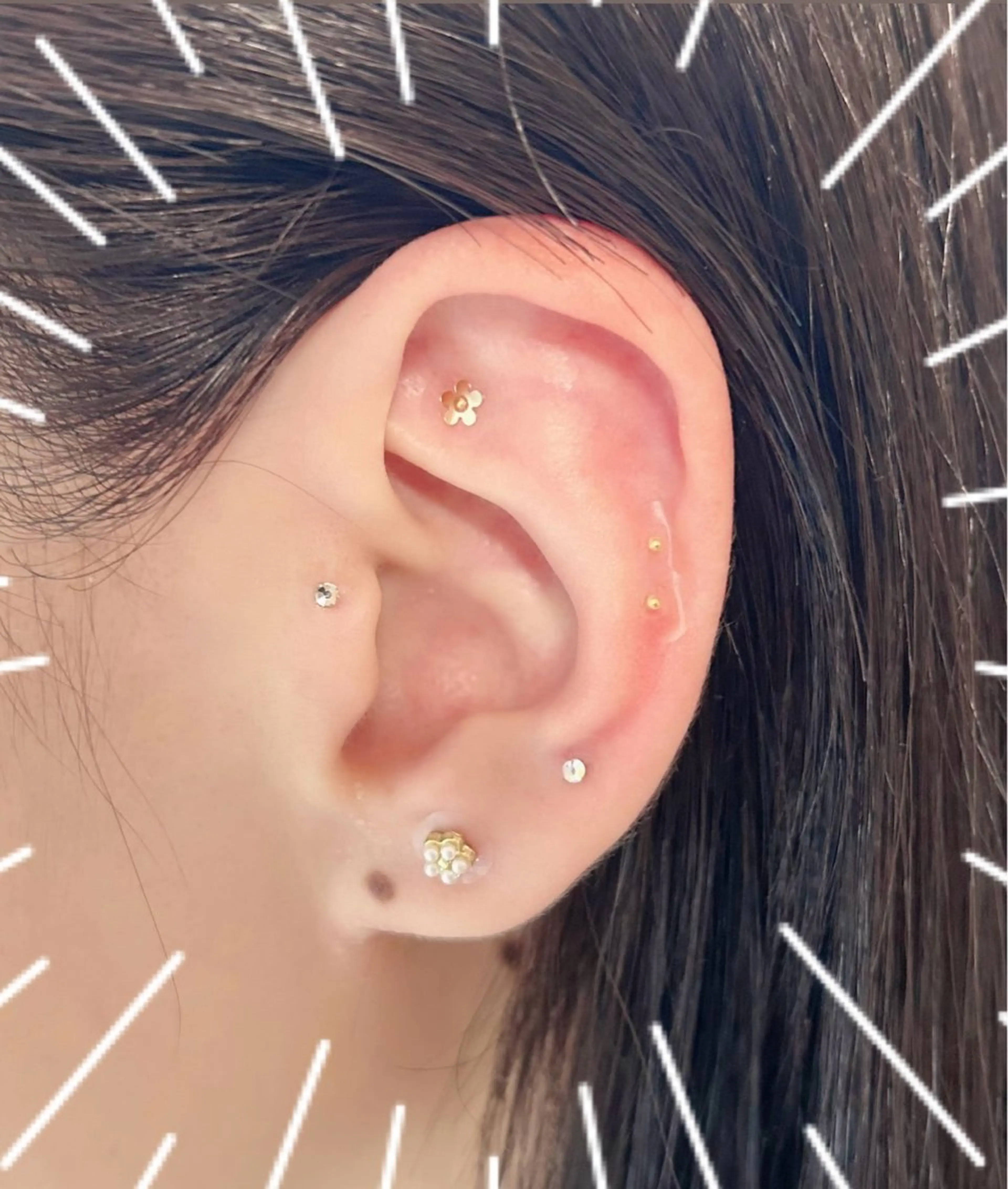 話題の🤍耳ツボジュエリー💎【両耳10粒（内4粒ジュエリー変更可能）まで】の写真