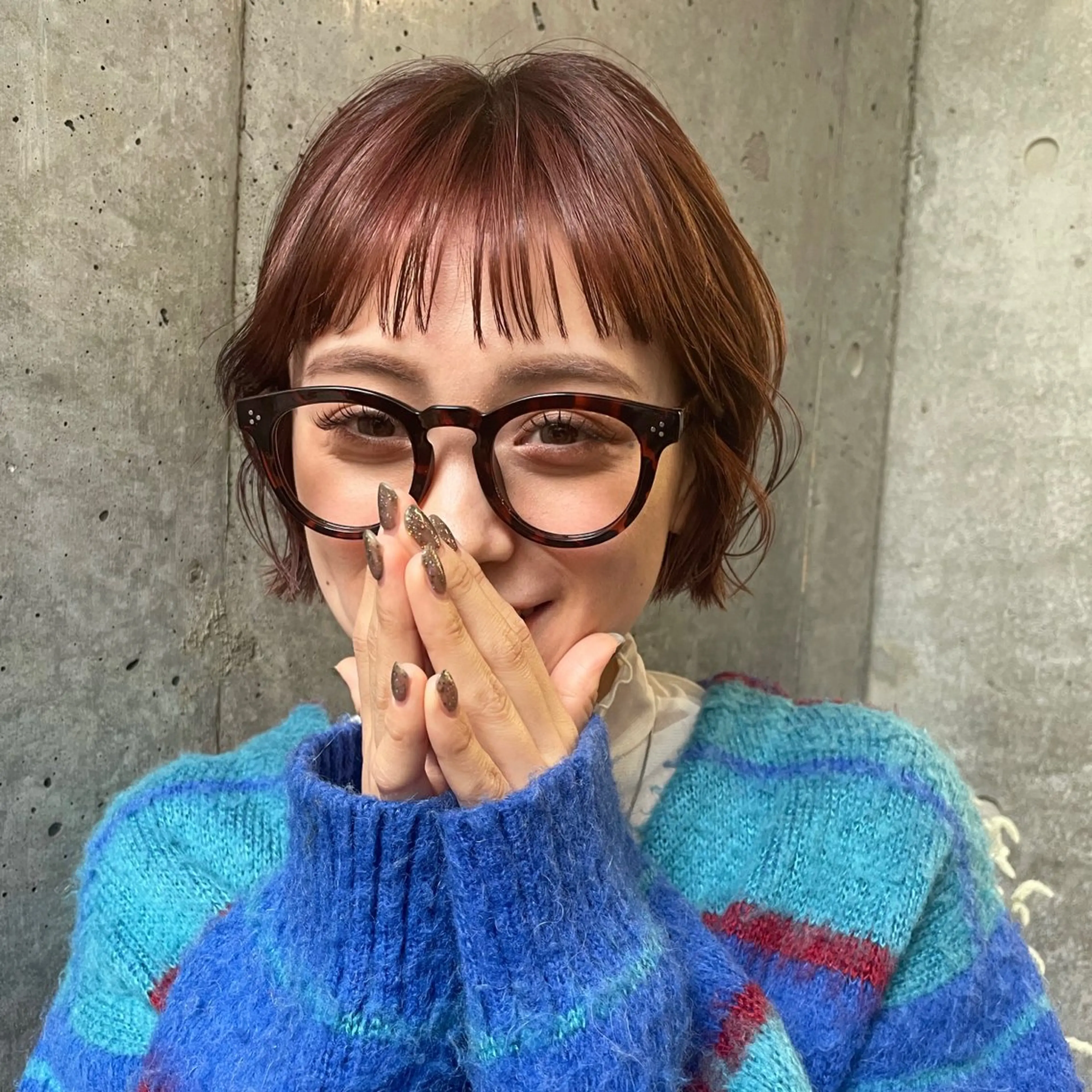 ショート カラー レイヤー/ブリーチ /暖色/ゆきなのヘアスタイル