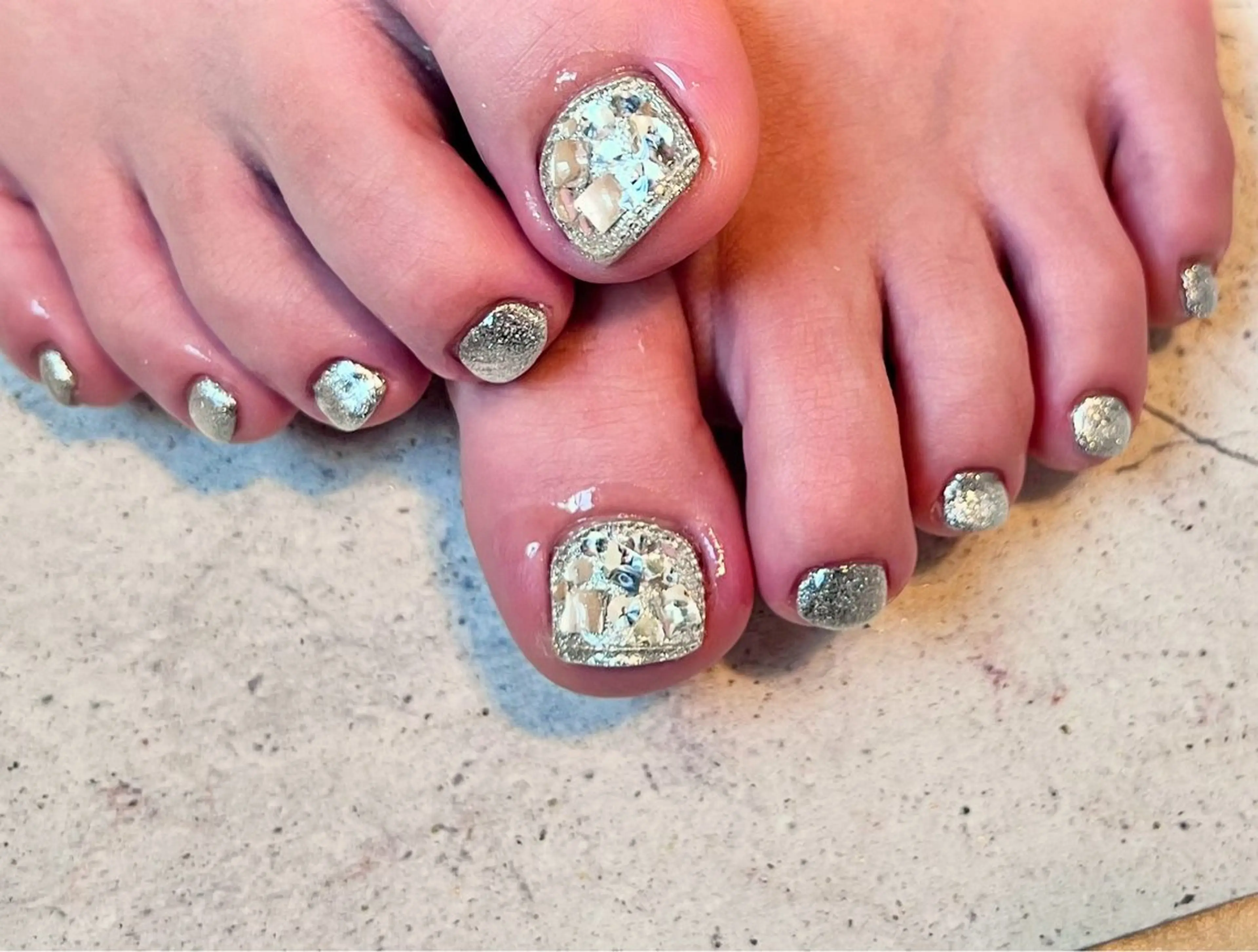 ネイル フットネイル ワンカラーネイル ストーンネイル charmant nailのネイルデザイン