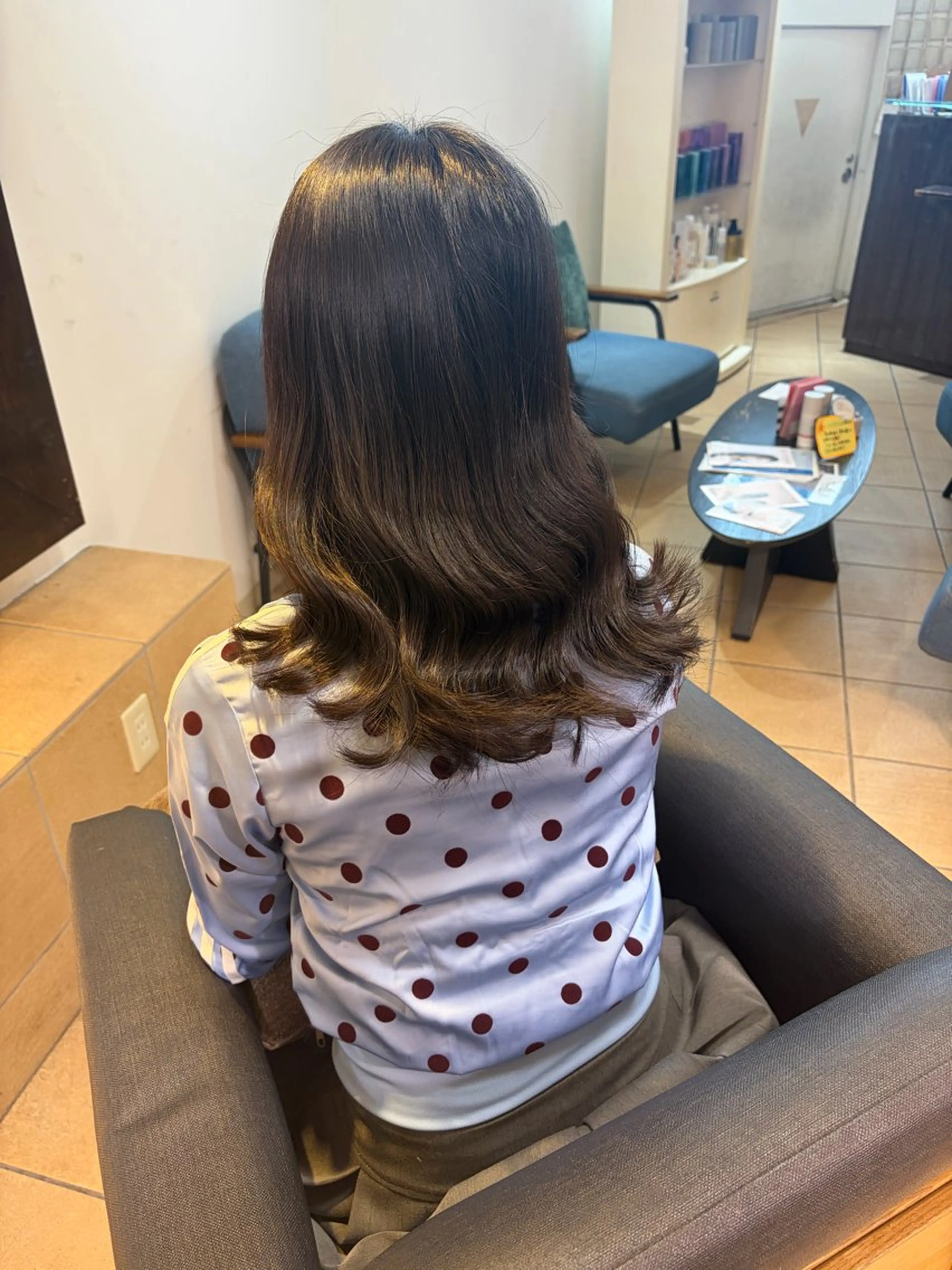 セミロング カット 濱川響太レディース カットモデルのヘアスタイル