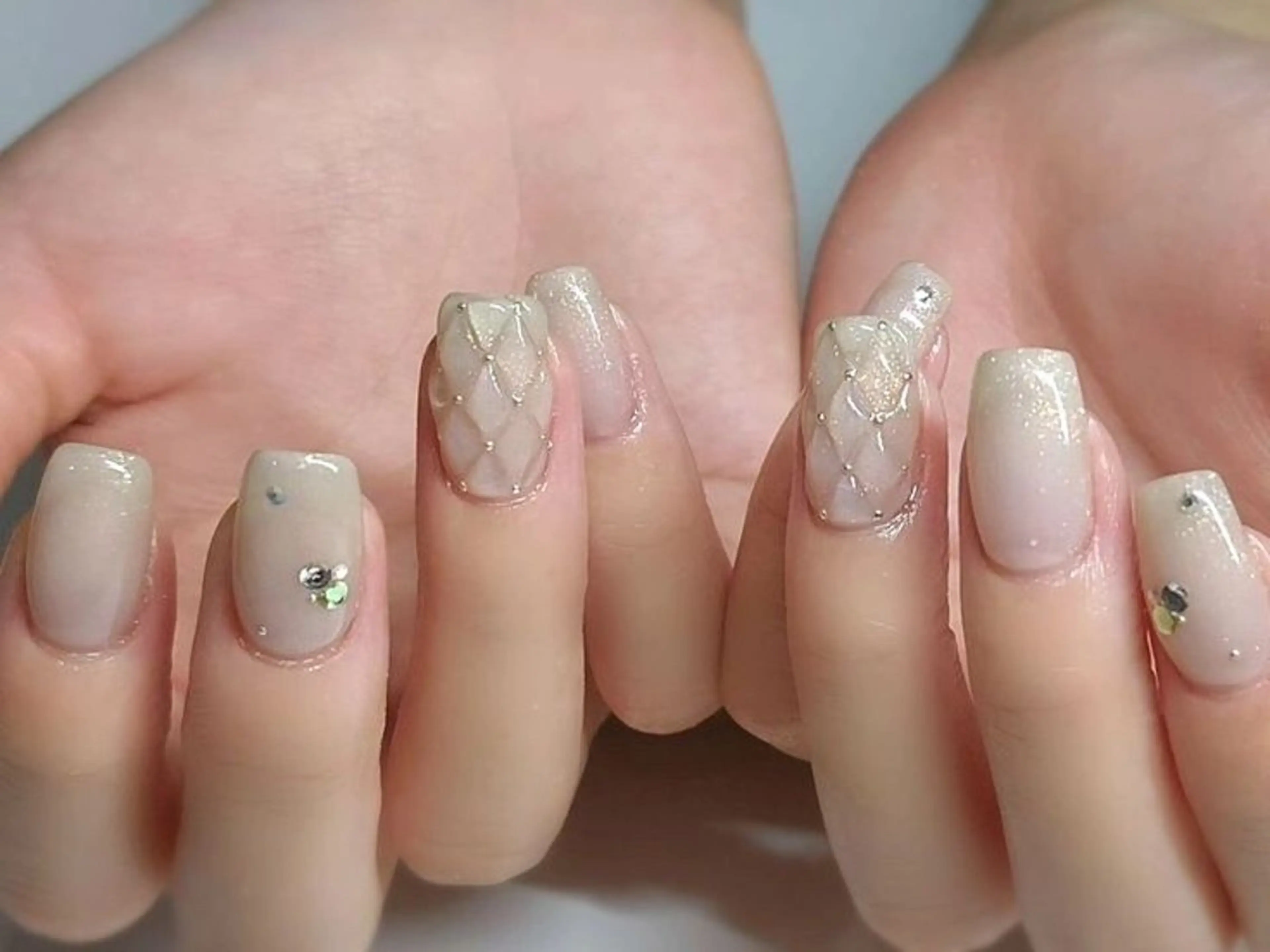 【HAND】マグネット仕込みのキルティングネイル✨2本まで¥8,000の写真