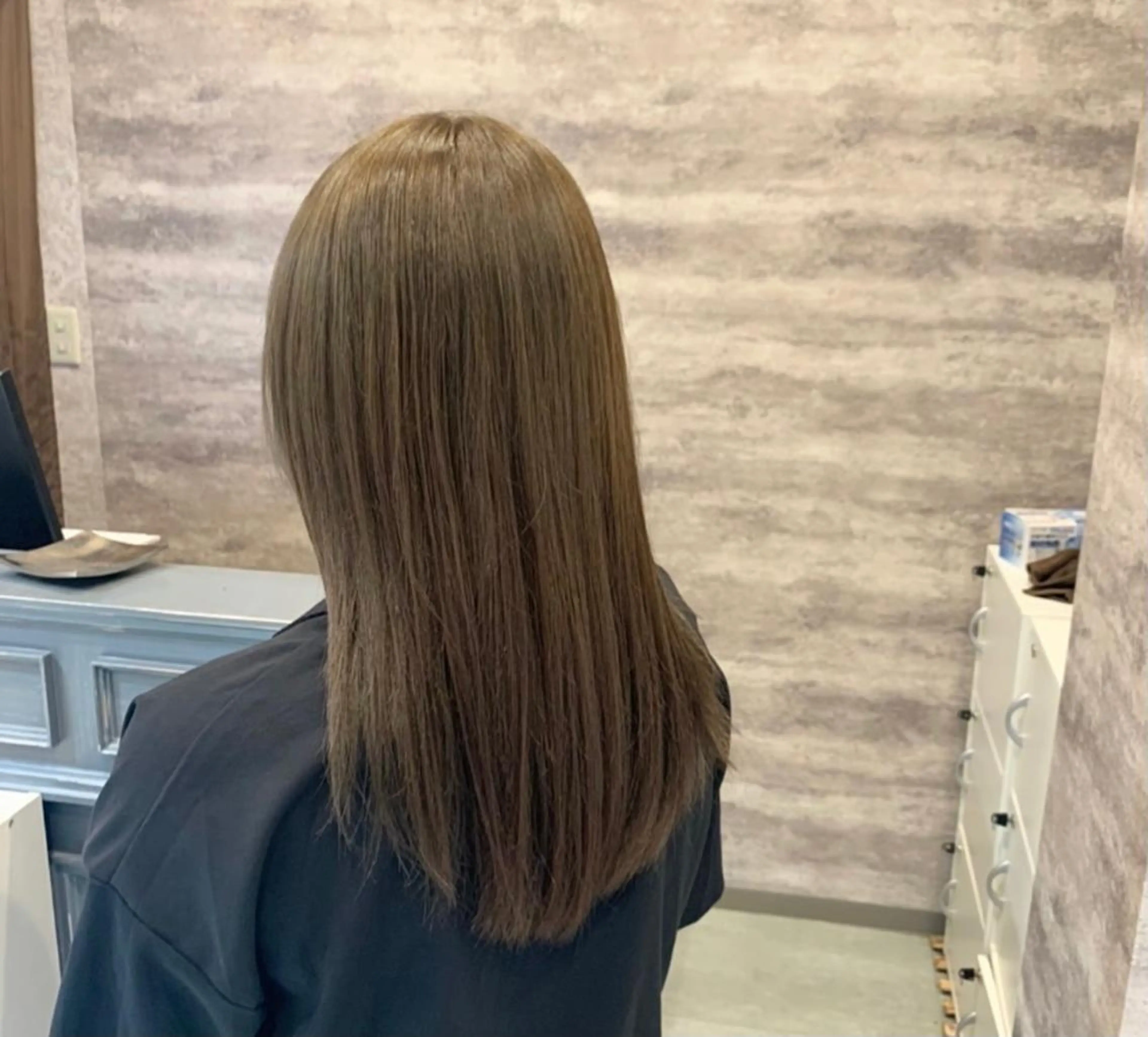 セミロング カラー 🫟Blanco🫟 Color&Careのヘアスタイル