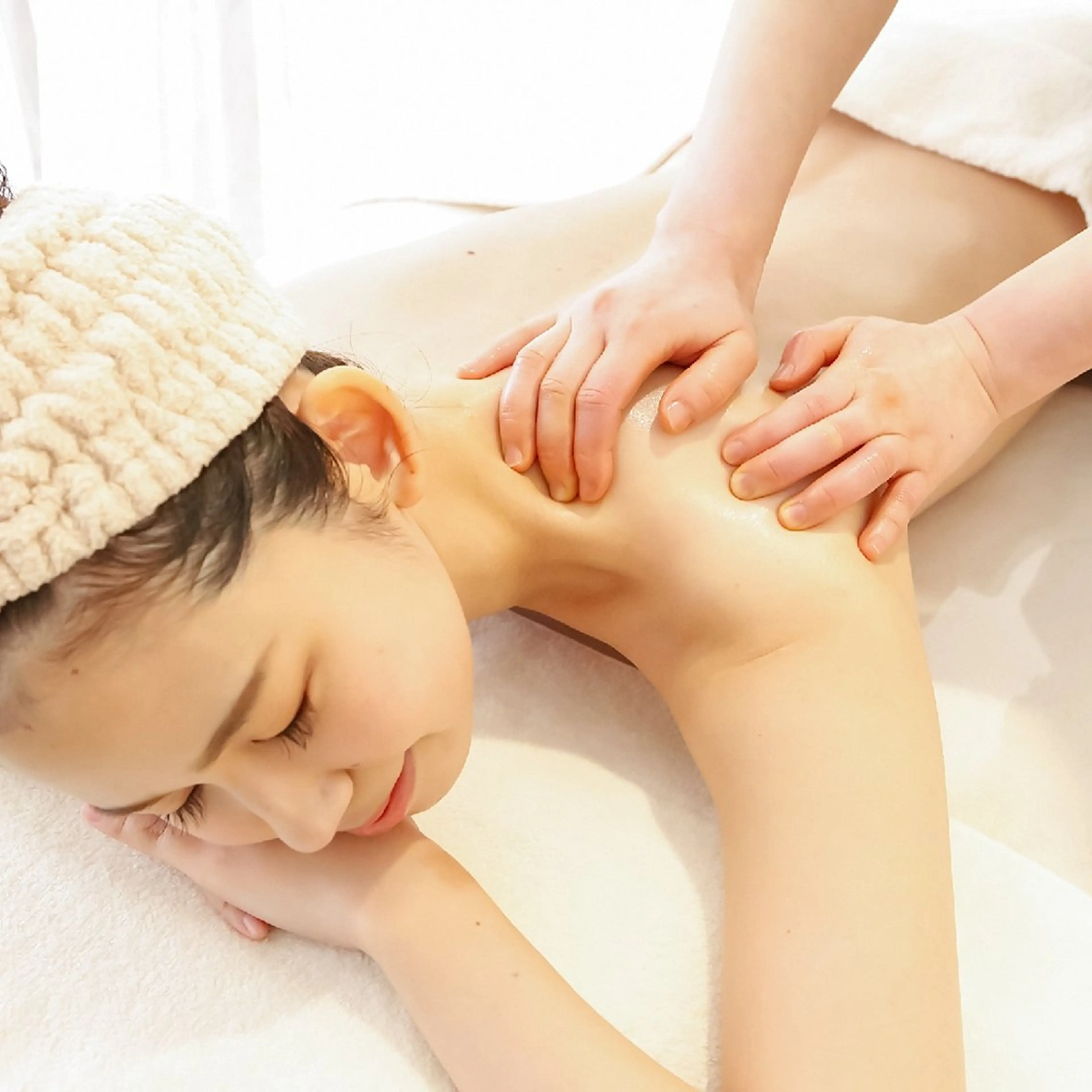 Holistic Beauty CREA所属・肌育+巡るカラダ☾⋆ CREAのエステ・リラクイメージ