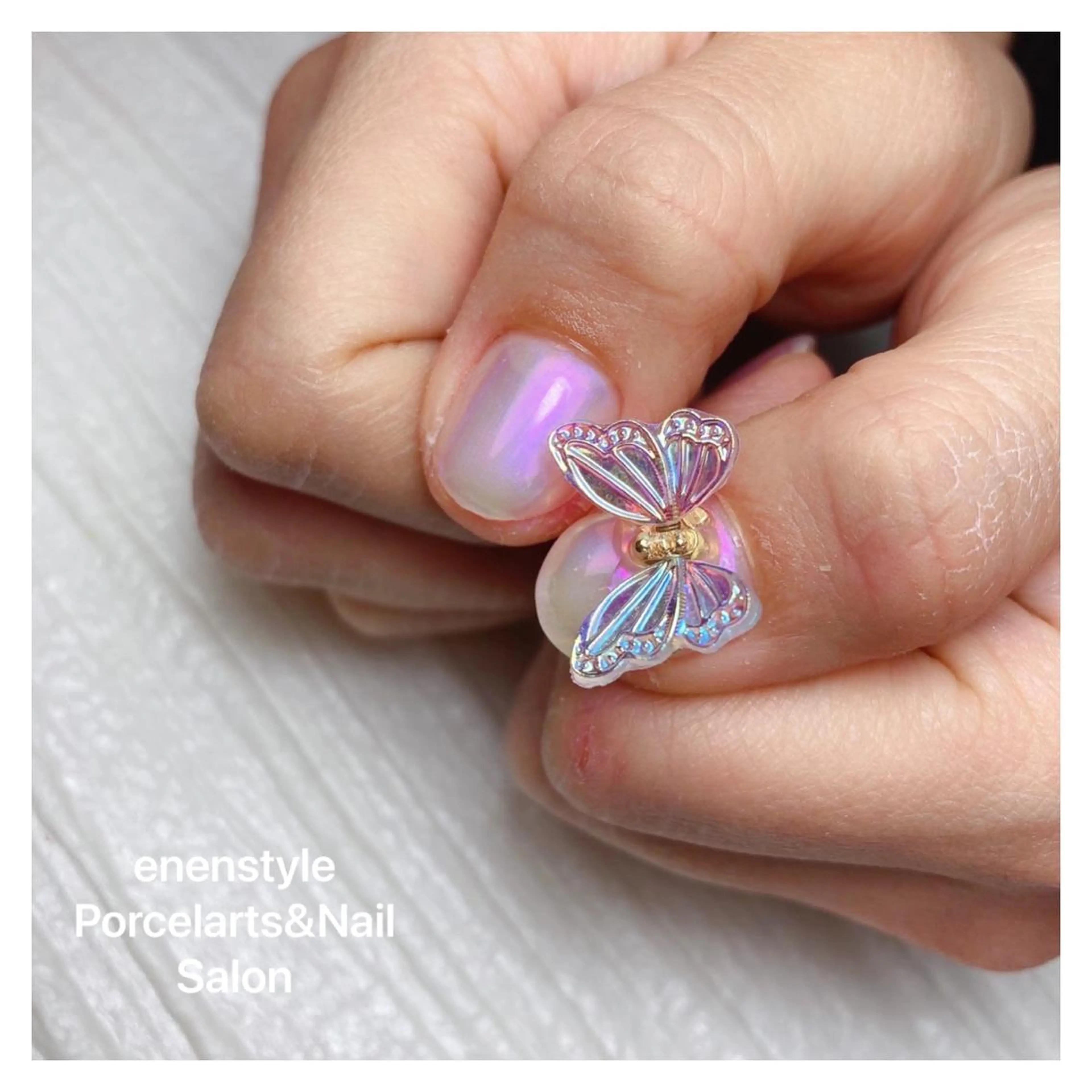 ショート ネイル 👑enen style👑のネイルデザイン