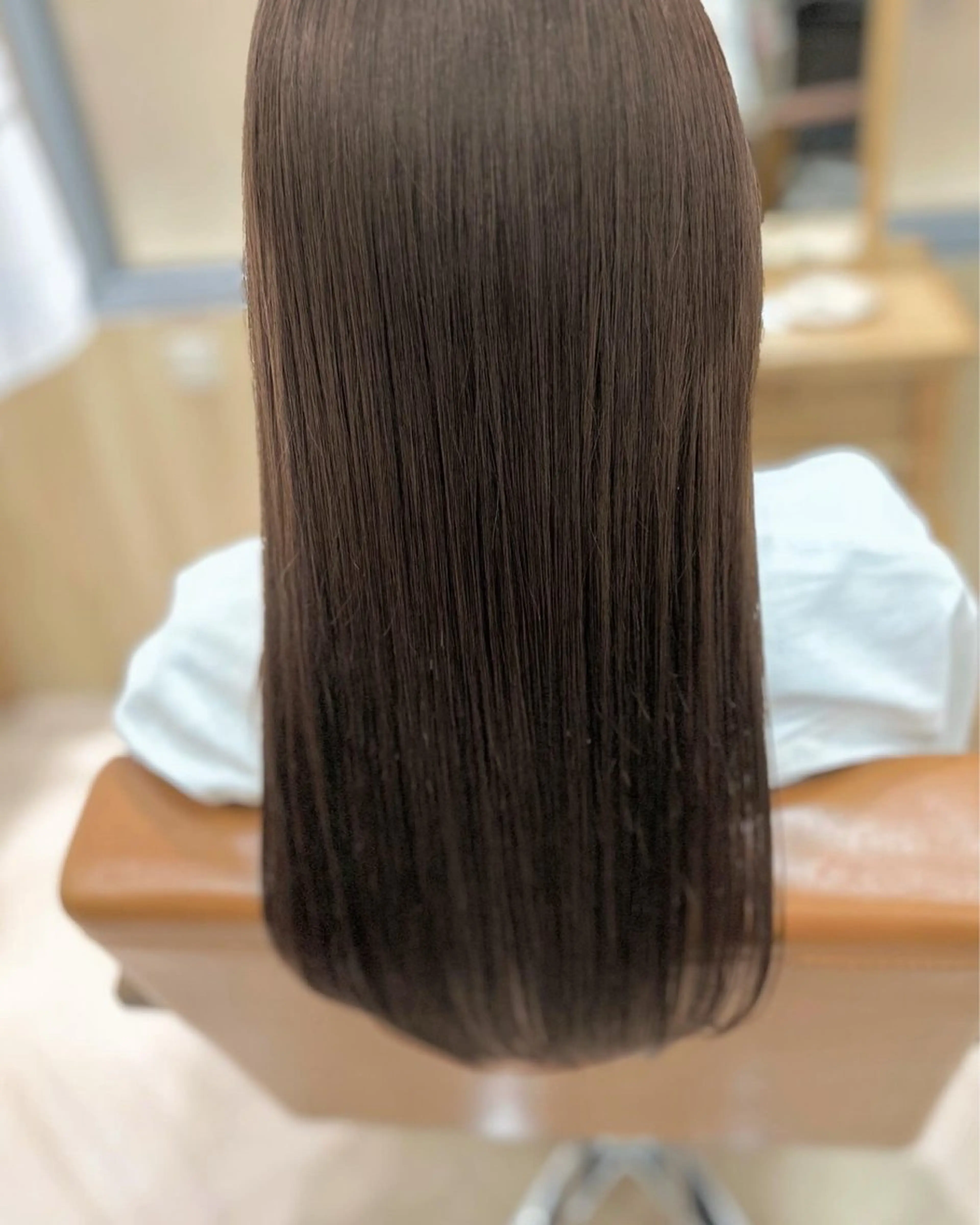 ロング とまべちひな/ショー ト/透明感カラーのヘアスタイル