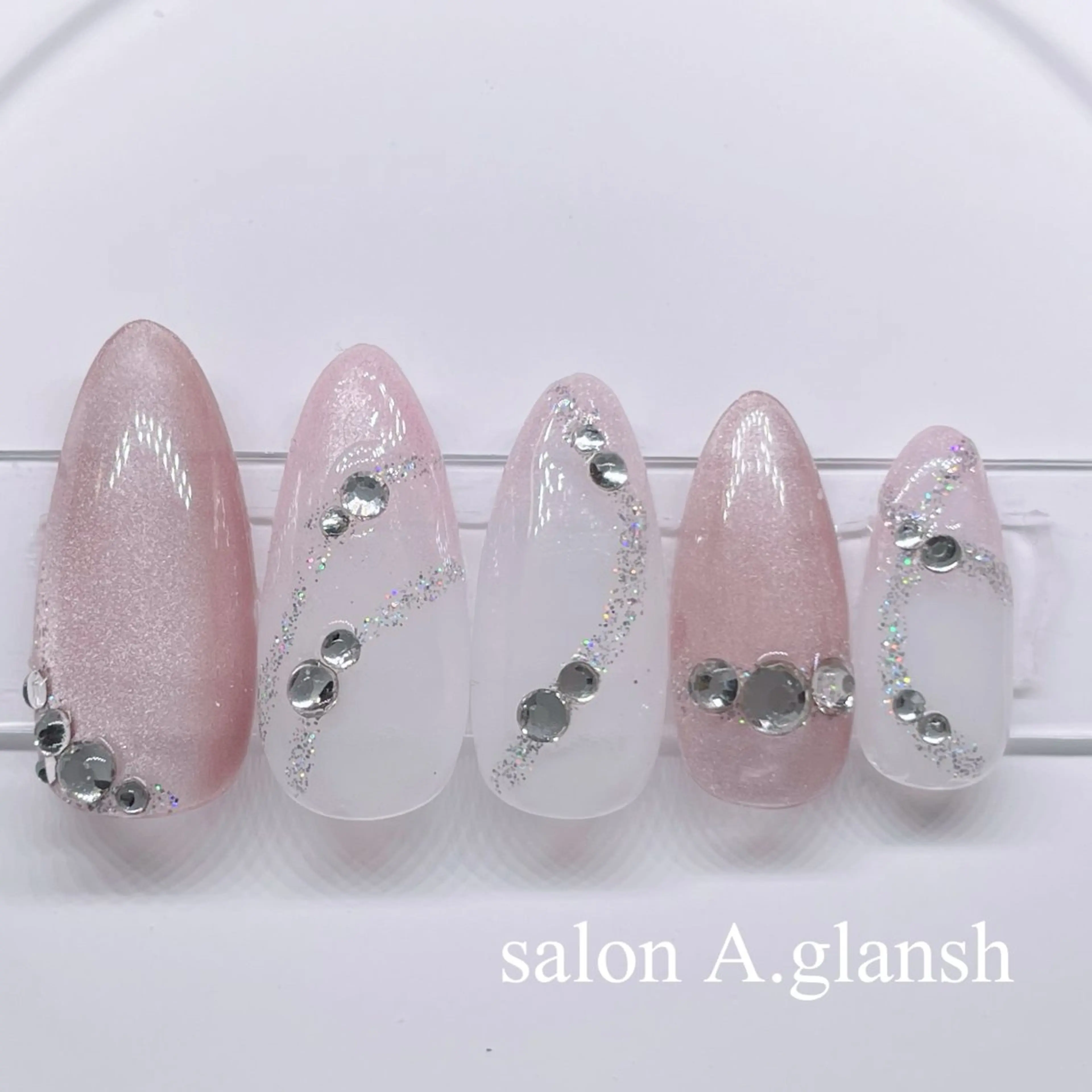 ネイル ハンドネイル salon A.glansh所属・肌質改善salon♪ 効果がわかる♪南森町のネイルデザイン