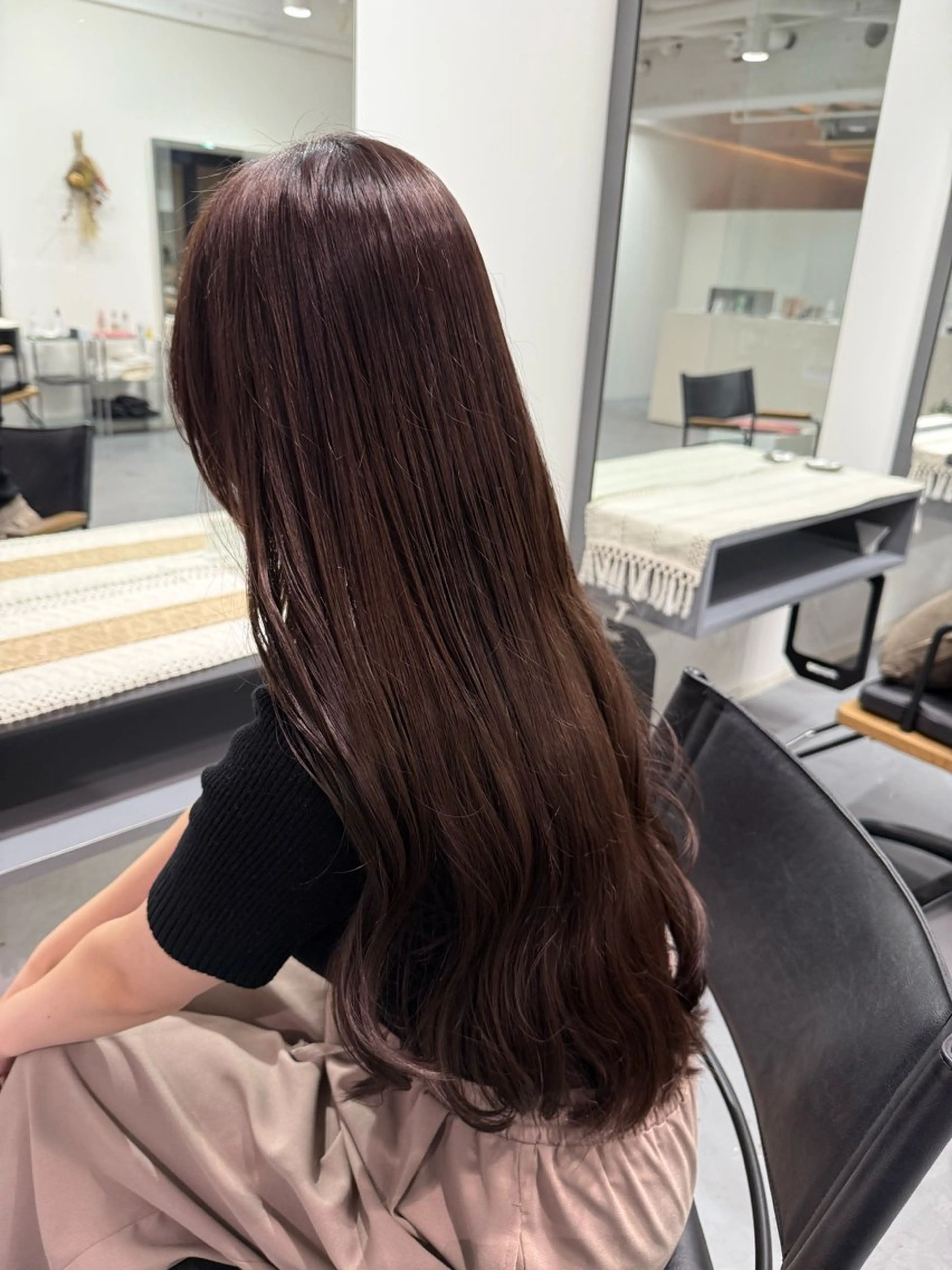 ロング カラー 八村 一花のヘアスタイル