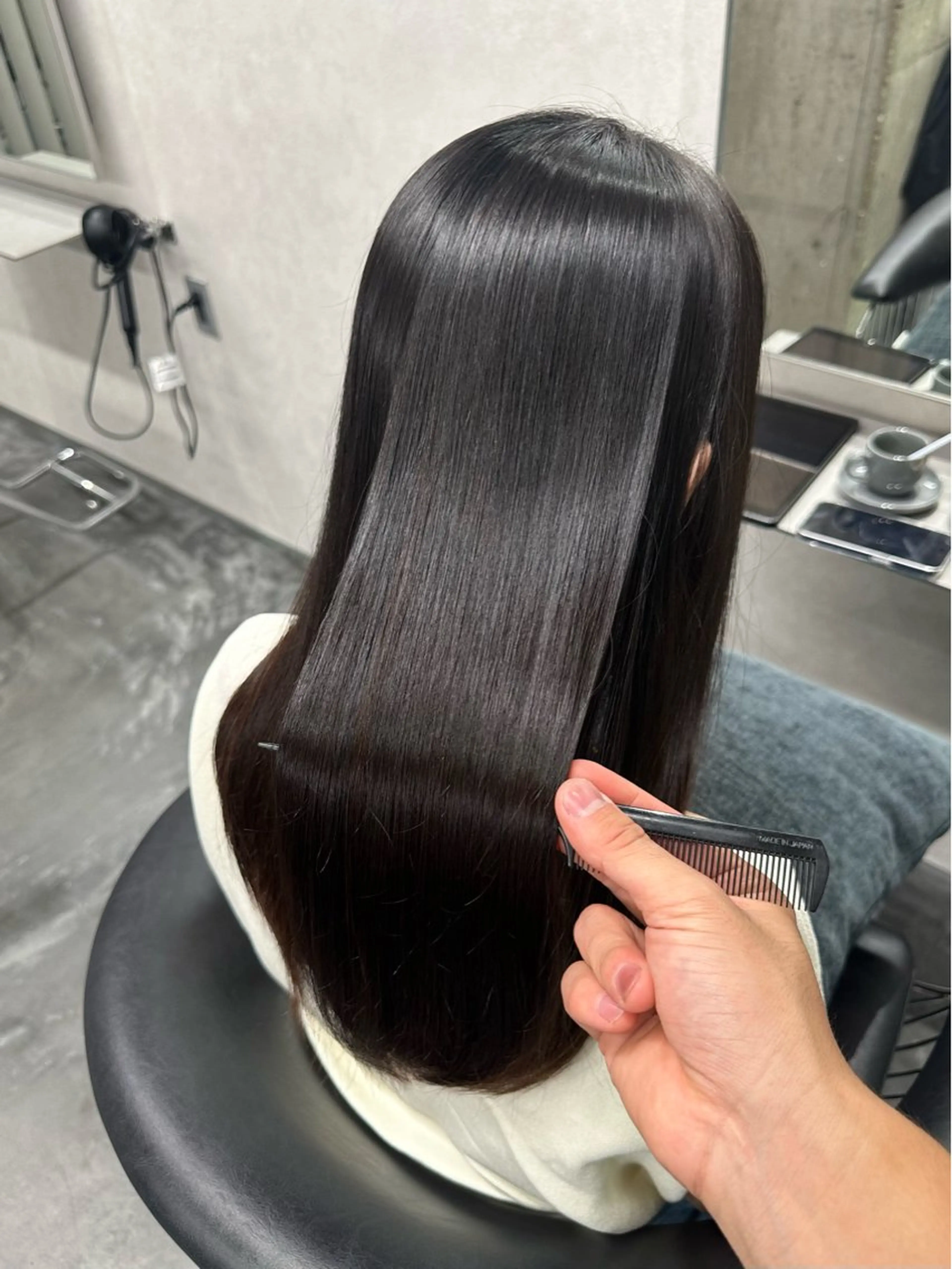 ✨美髪矯正+似合わせカット✨の写真