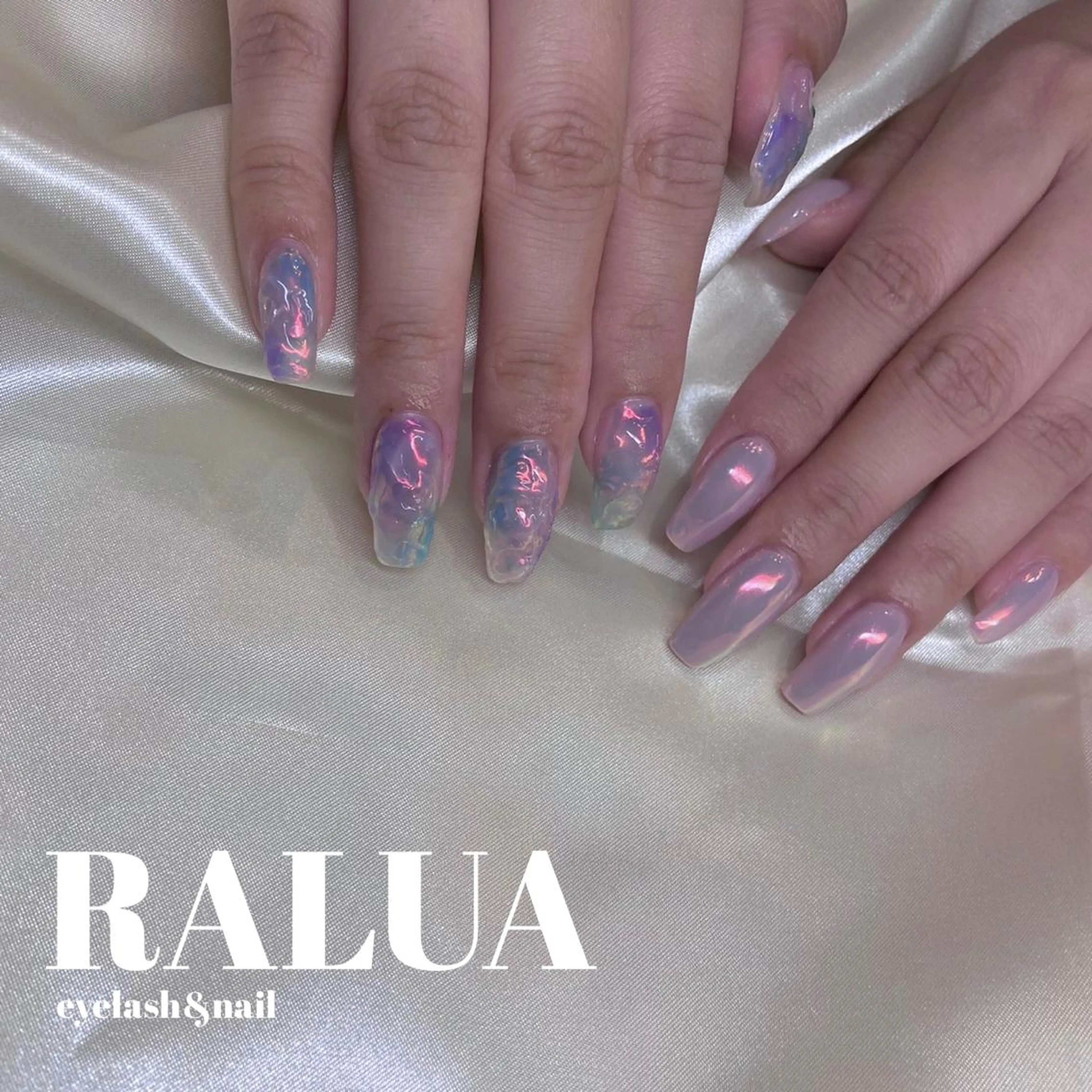 ネイル RALUA shiori🐰のネイルデザイン