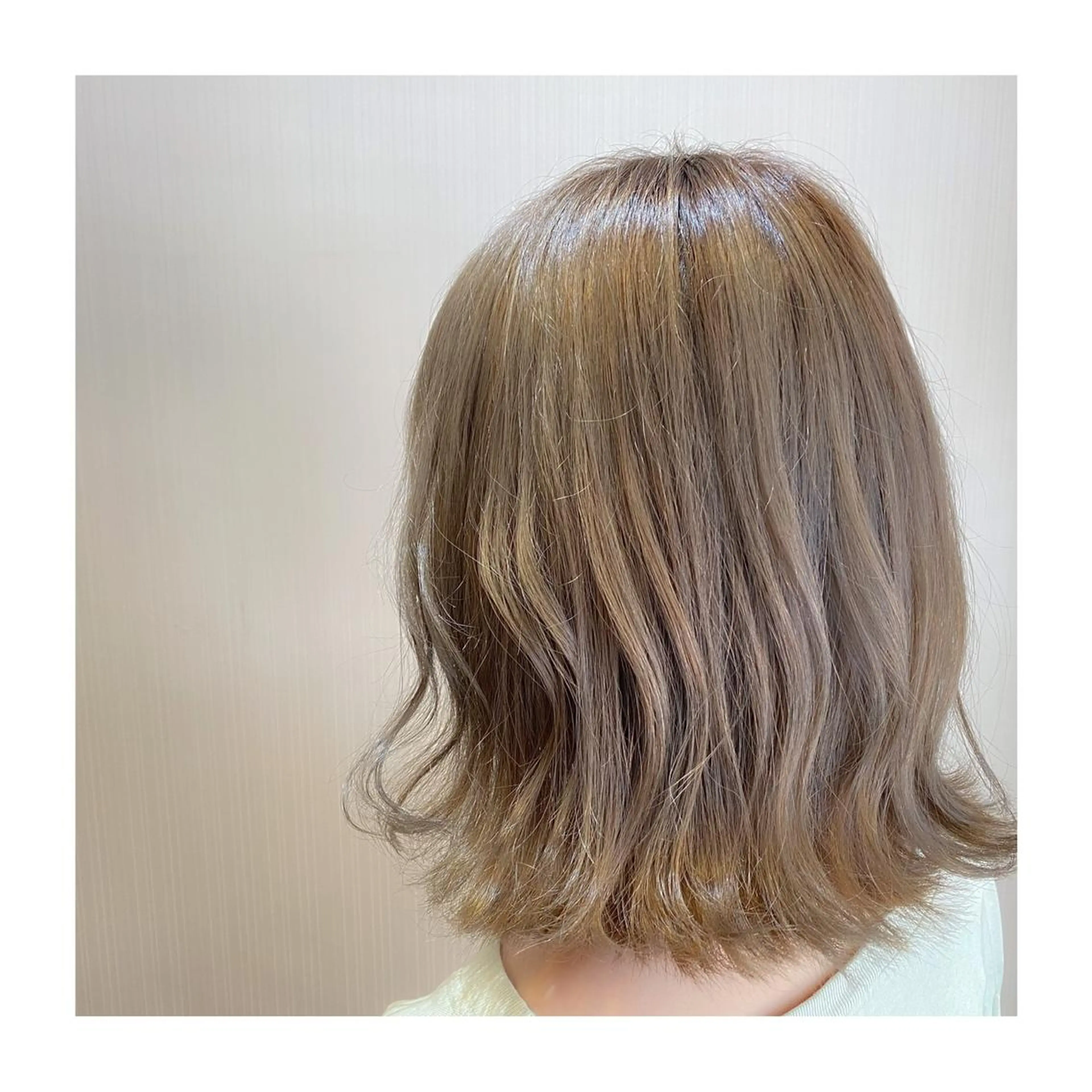 ミディアム ヘアカラー トリートメント 小森谷 亮太のヘアスタイル