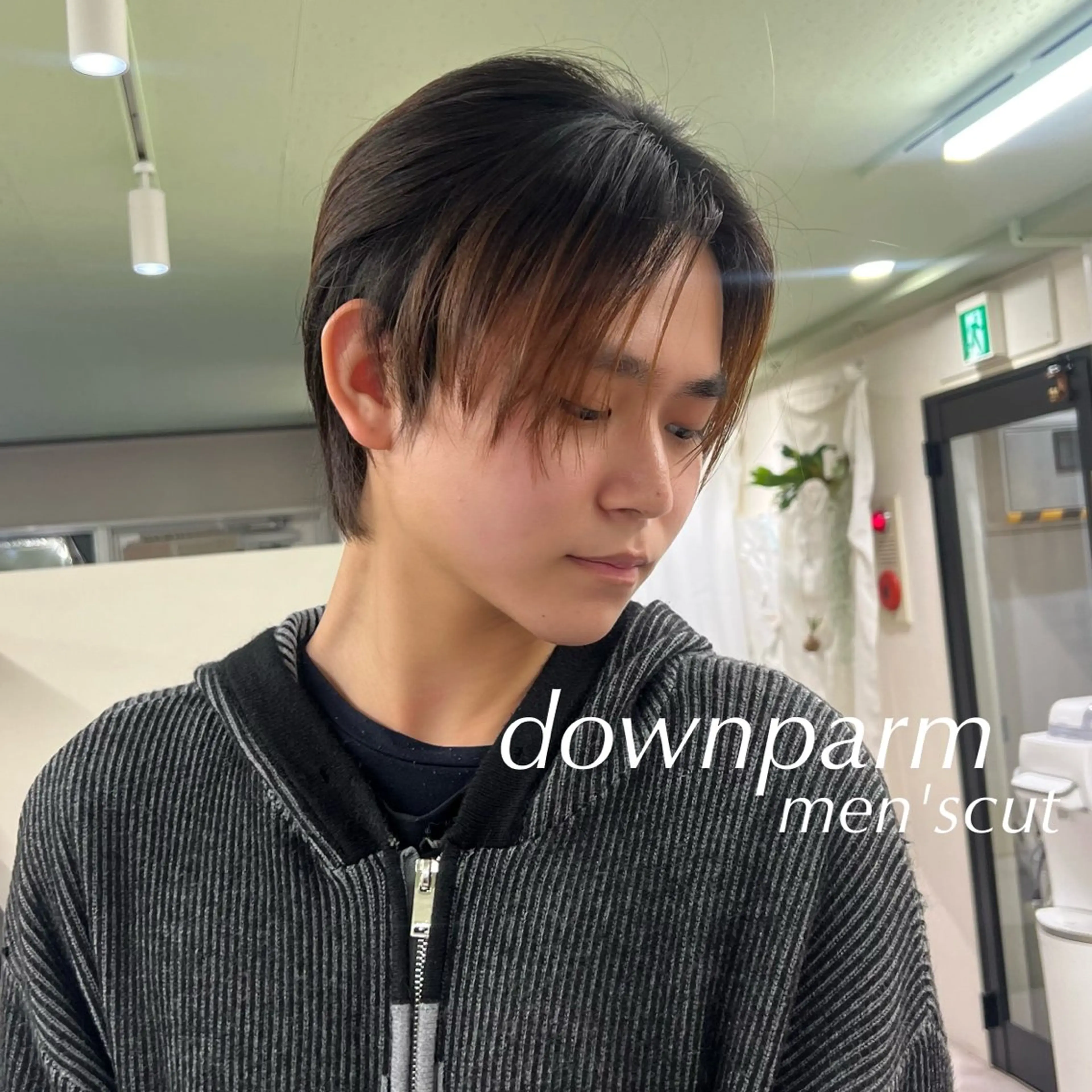 ミディアム ミディアムパーマ 韓国透明感カラー 🫧SHIHO🫧のヘアスタイル