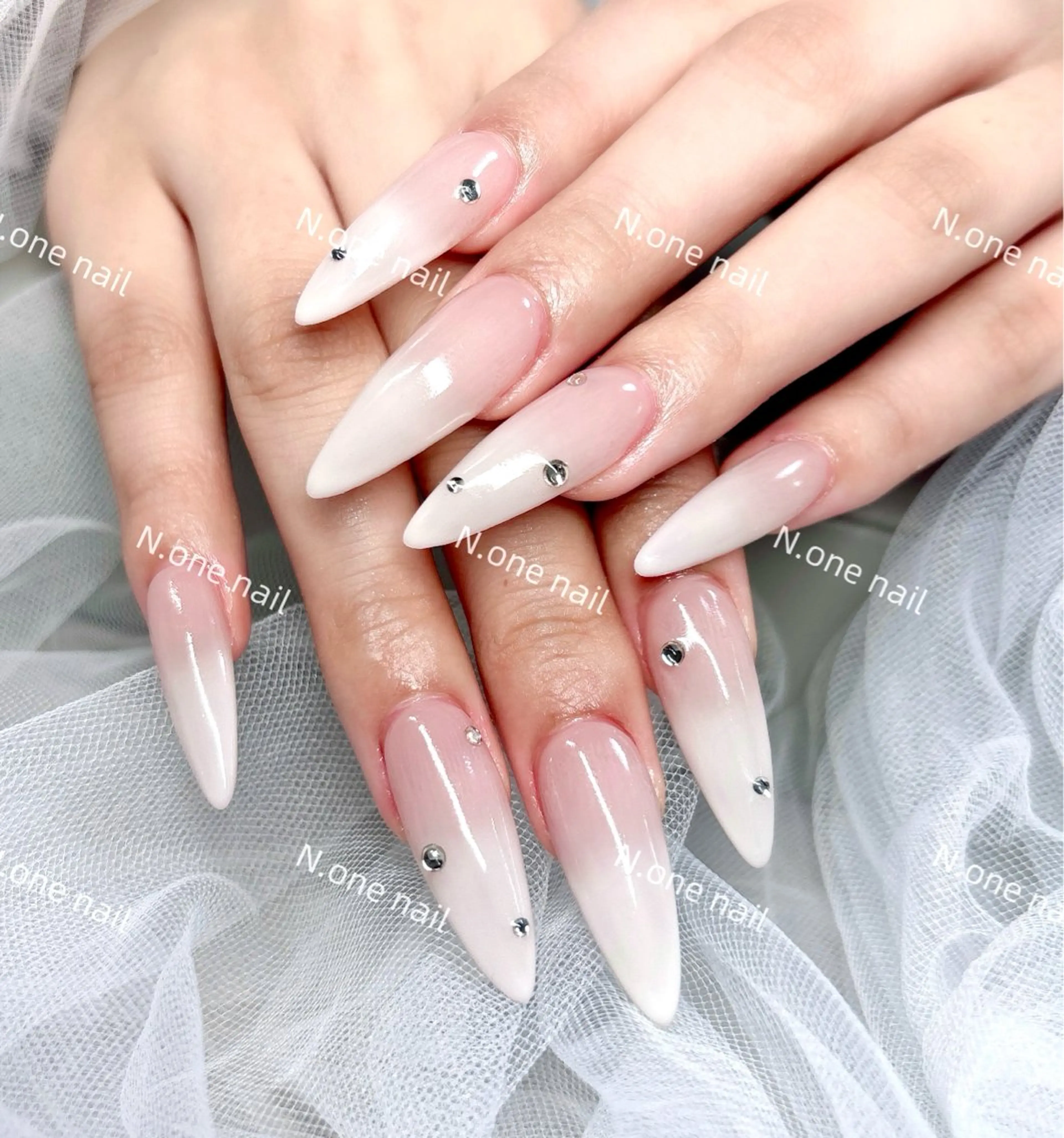 ネイル N.one mei🎀のネイルデザイン