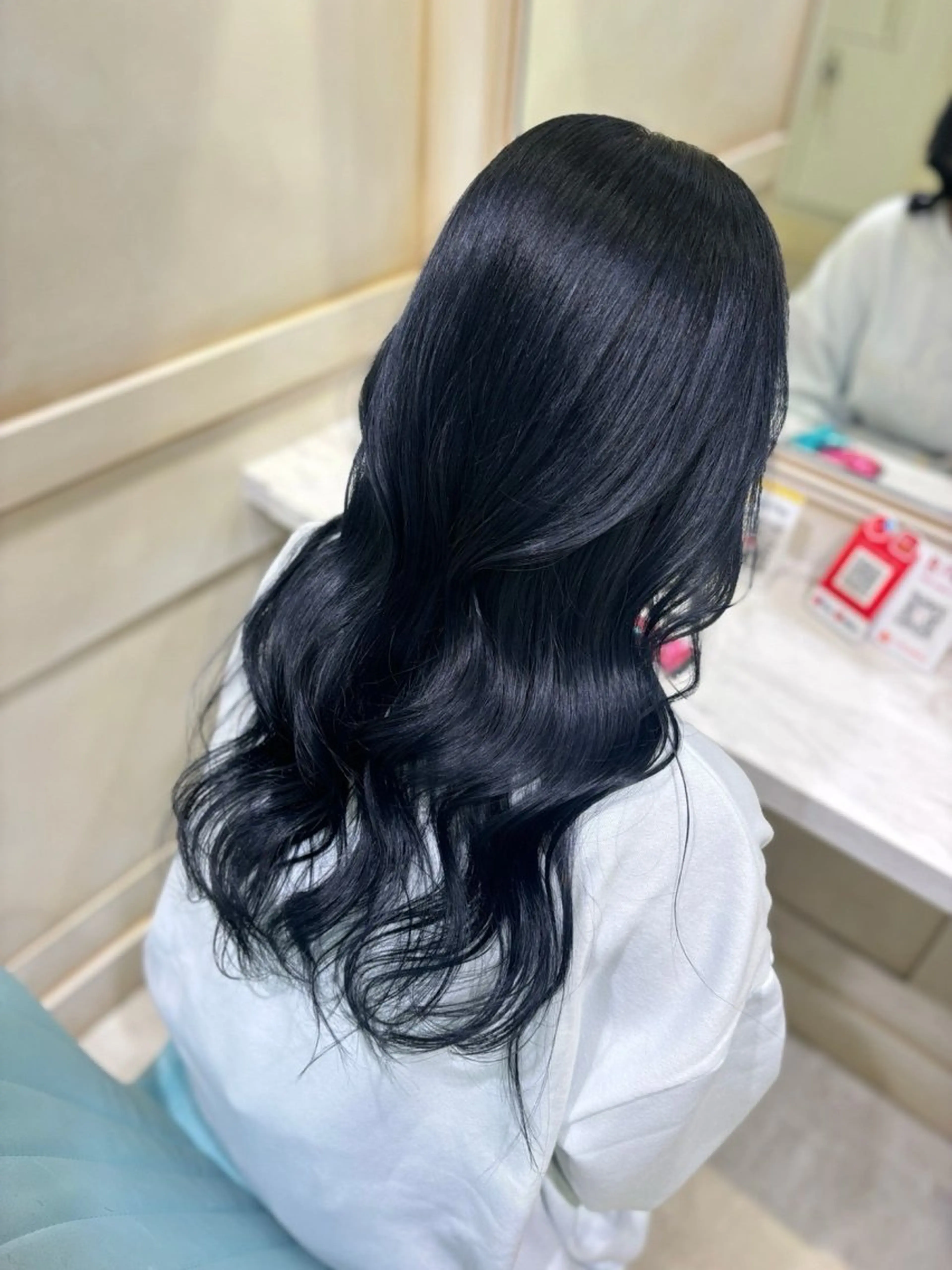 ミディアム カラー ハイトーン/ブリーチ 💙みずき💙のヘアスタイル