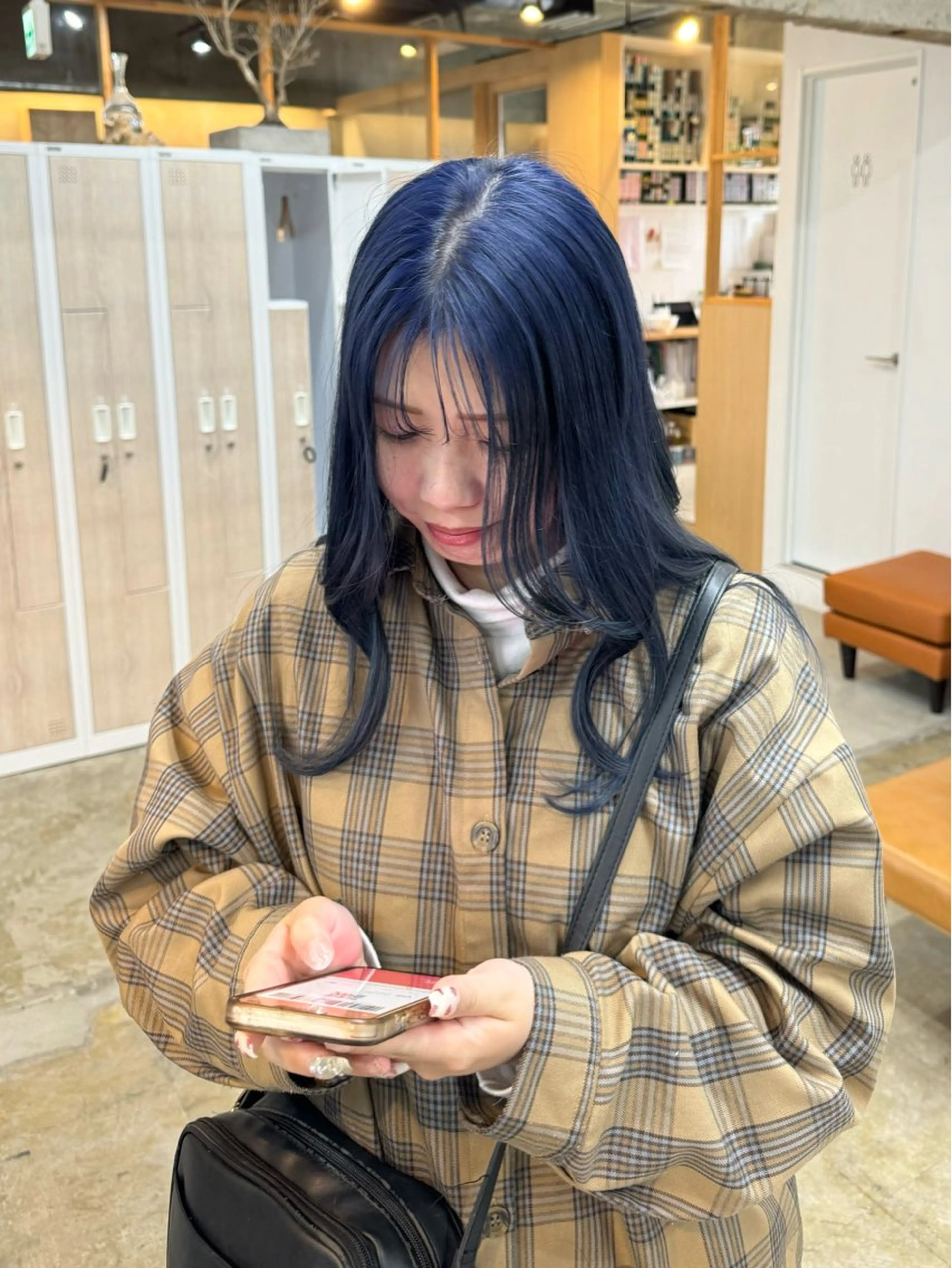 ダブルカラー【透明感を出したり、カラフル🌈な派手髪から流行りのルーツカラーなどのデザインも🌟】の写真