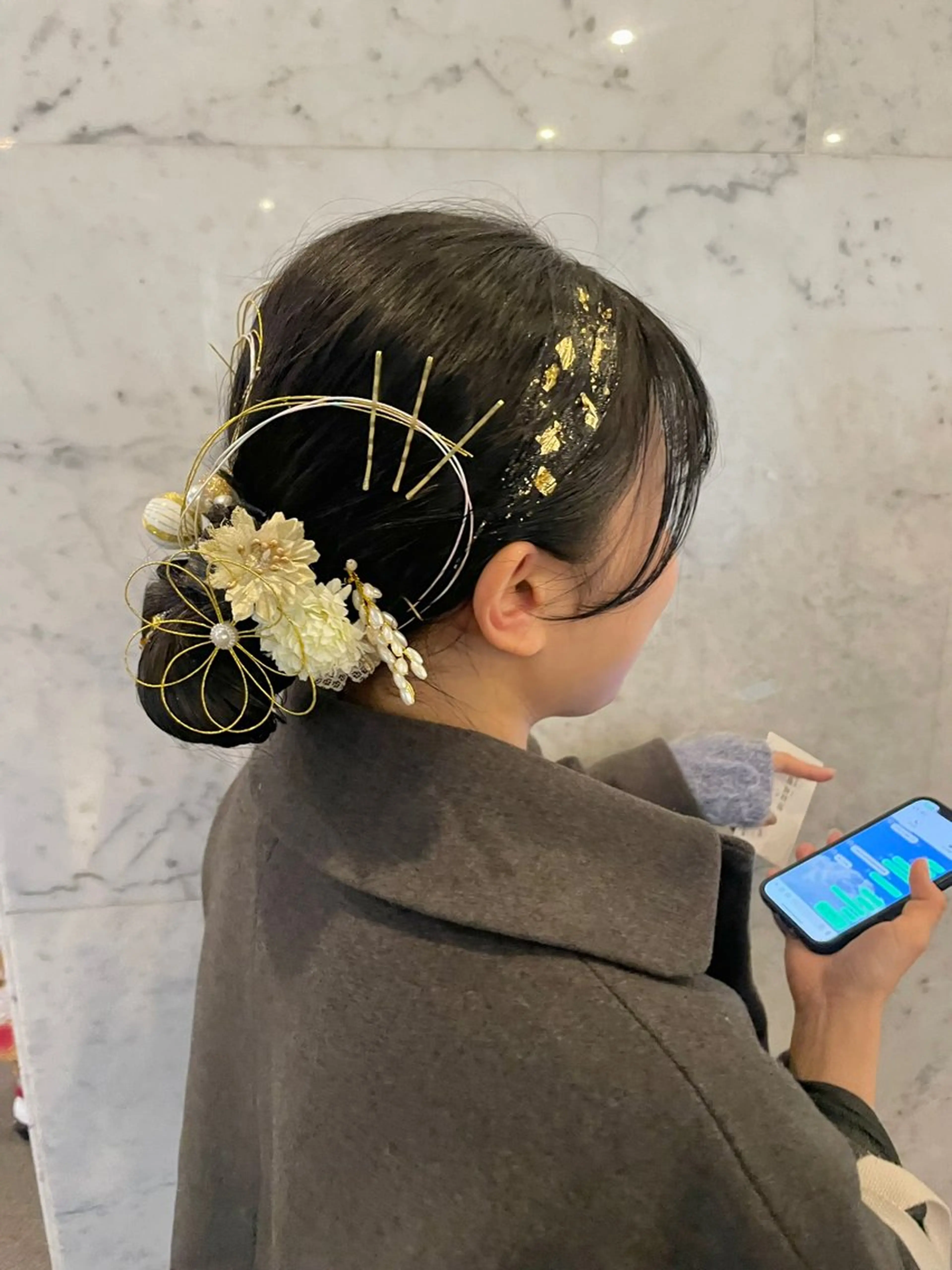お呼ばれヘアアレンジの写真