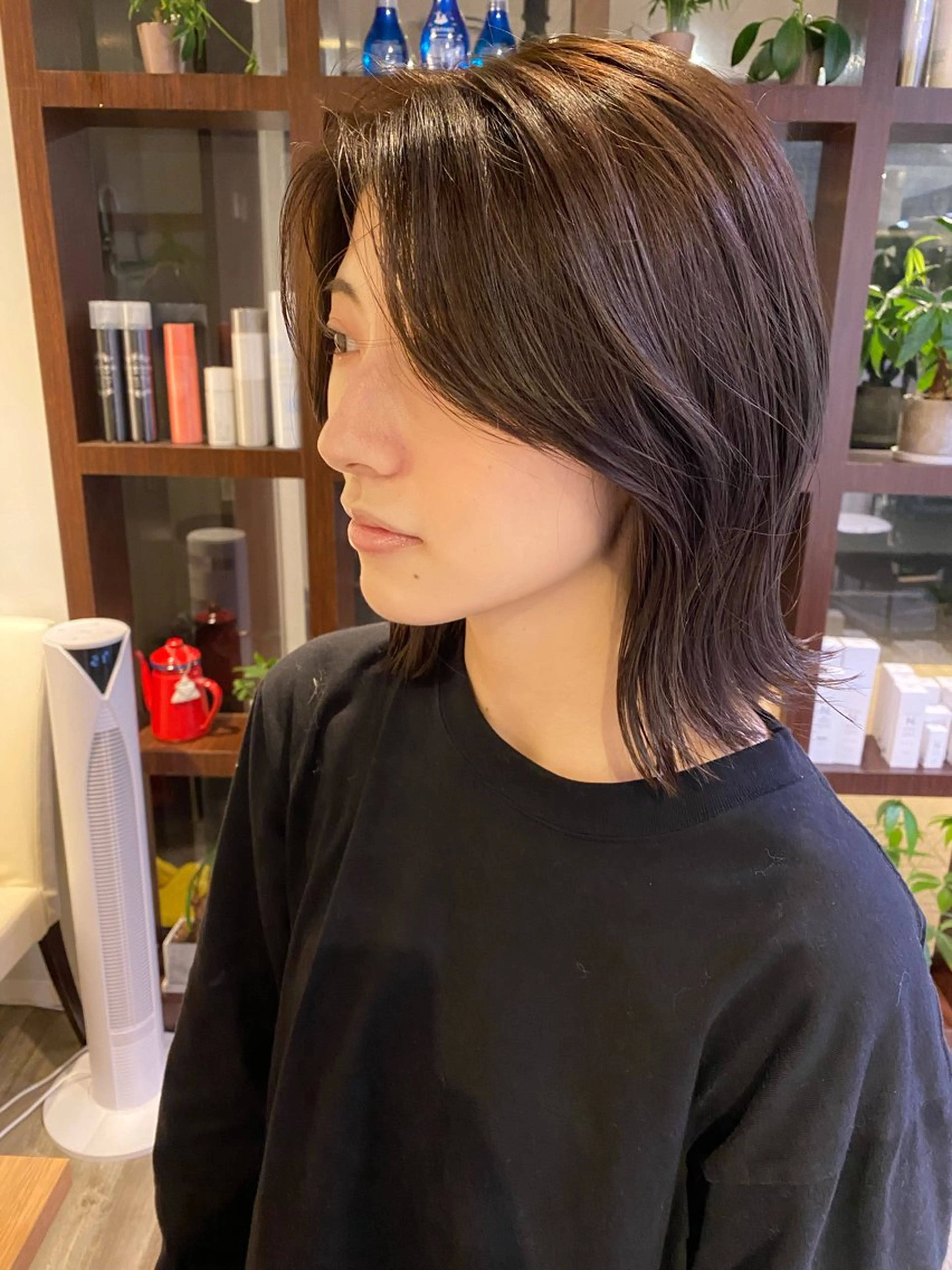 ミディアム レイヤーカット カット ヘアカラー トリートメント 西山 恵太郎のヘアスタイル