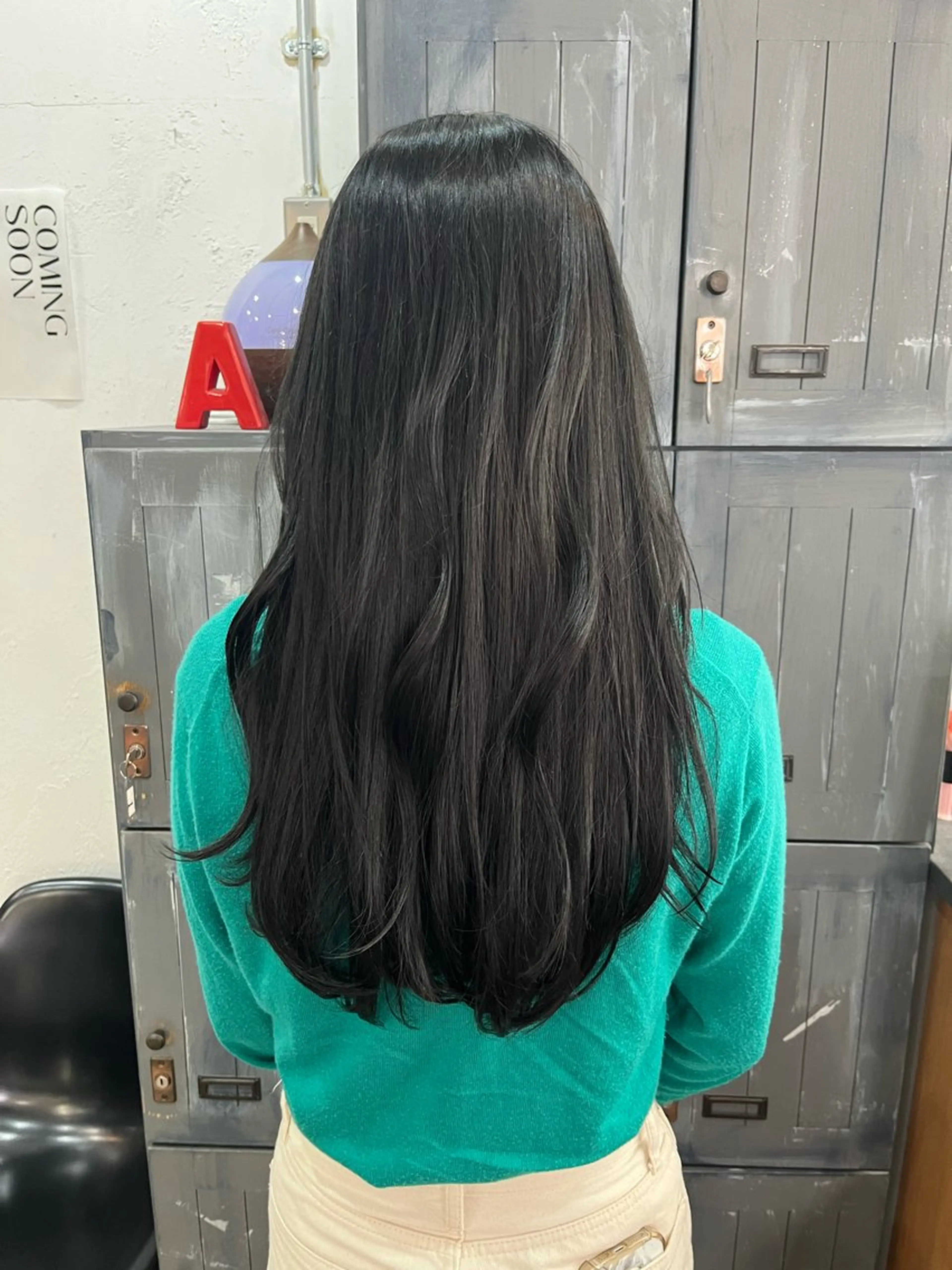 カラー ブルーカラー 🖤西嶋　桃花🖤 エクステ/レイヤーのヘアスタイル