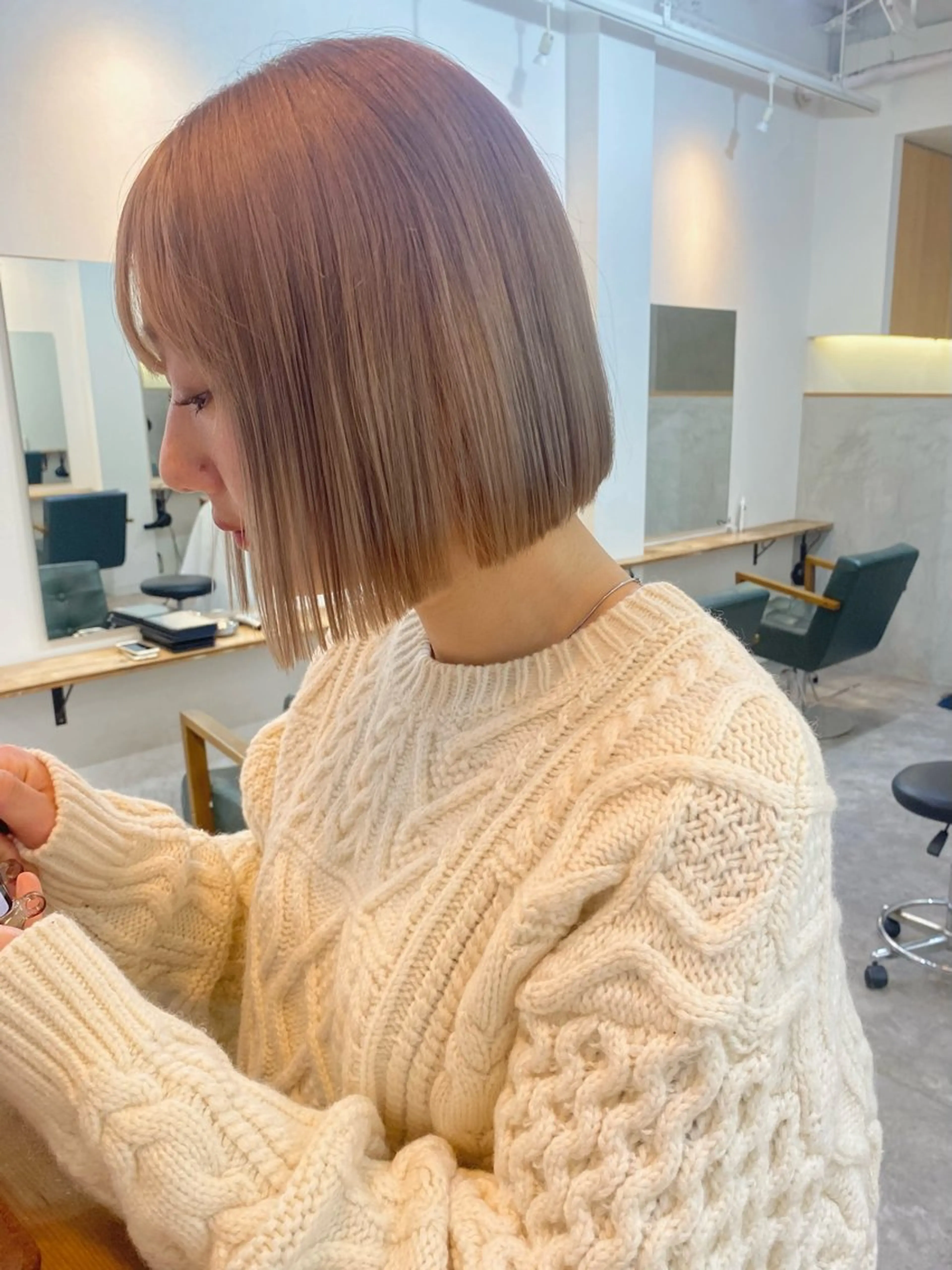 ショート カラー ベージュカラー ラテベージュ カット ヘアカラー トリートメント 森貴裕/ベージュ/ パーマ/オリーブのヘアスタイル