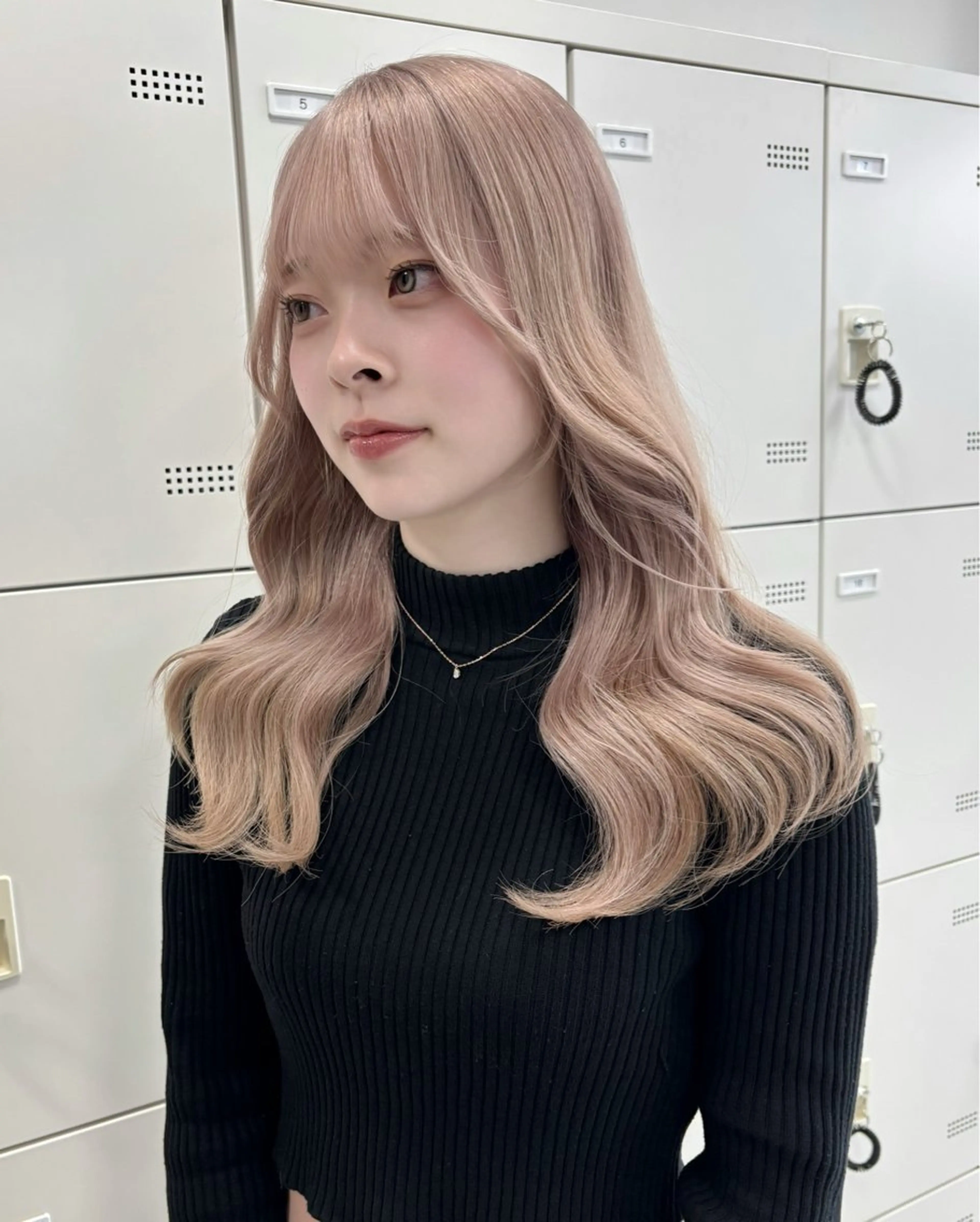 ☘️ミニモ学割☘️愛され💕ハイトーン🌟🌟ケアブリーチダブルカラー＋オリジナルトリートメント🤍の写真