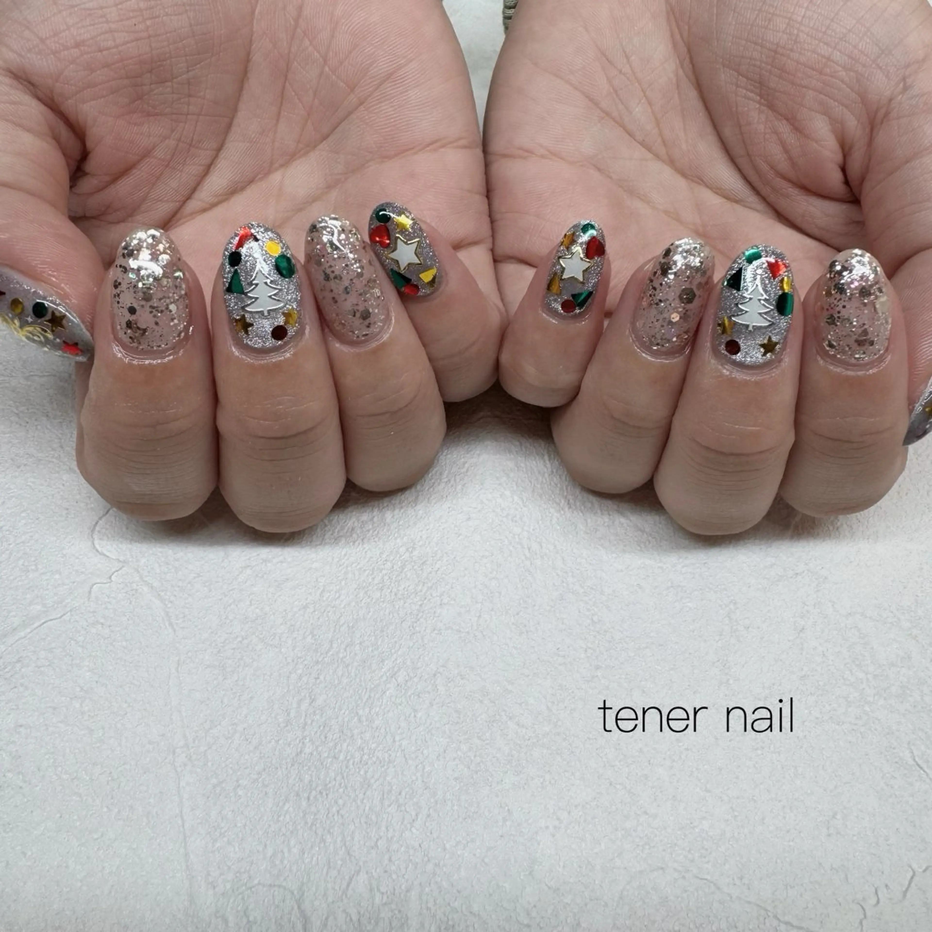 ネイル クリスマス ハンドネイル tener  nail  テネルネイル所属・テネルネイル tener nailのネイルデザイン