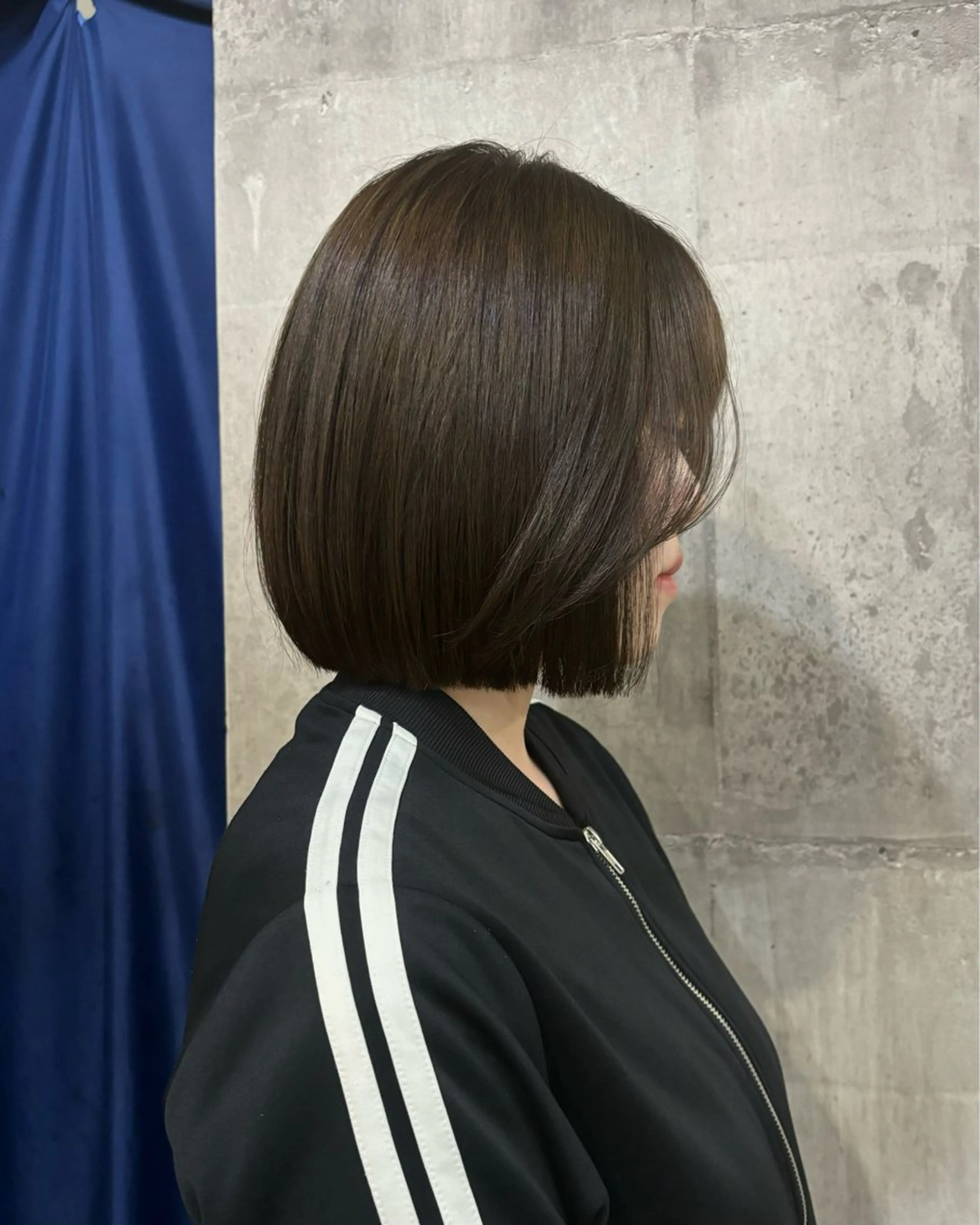 ショート カラー パーマ ヘアアレンジ メンズ 切りっぱなしボブ メンズ韓国風 ボブ くせ毛 髪質改善 韓国ボブ/髪質改善 ニュアンス特化RYOのヘアスタイル