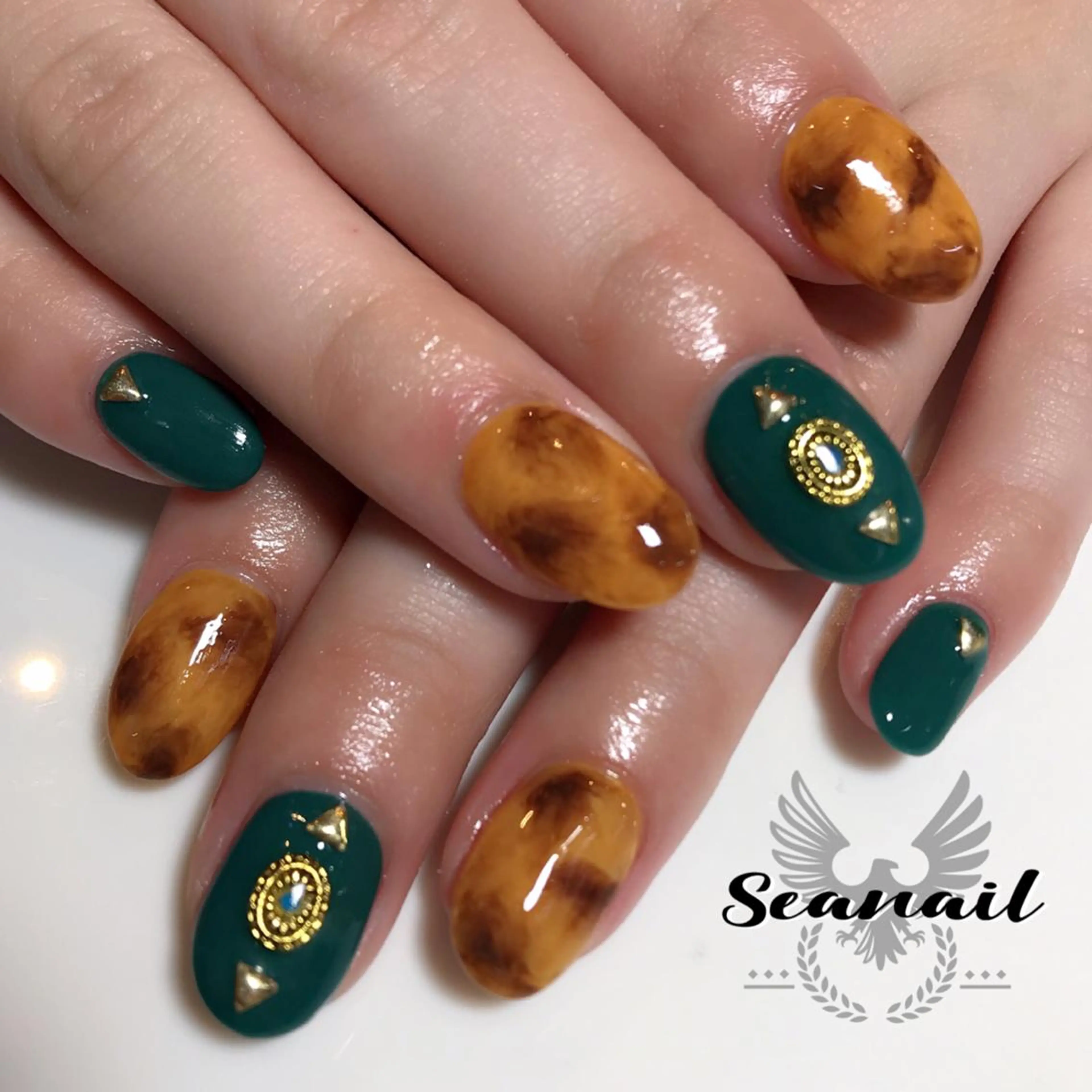 ネイル 小尾 栞のネイルデザイン