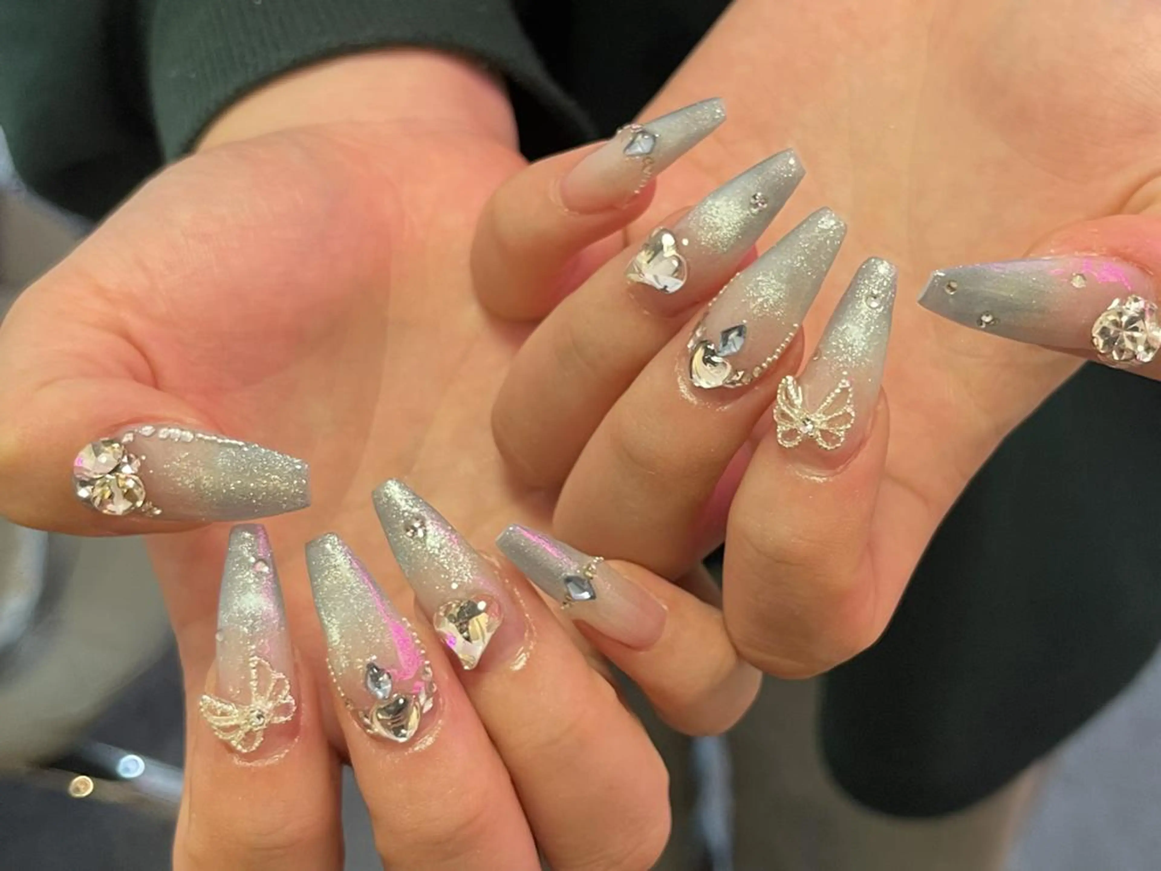 ネイル 長さ出し グラデーション 卒業式 キラキラネイル マグネットネイル YUNA Belle Nail 池袋のネイルデザイン
