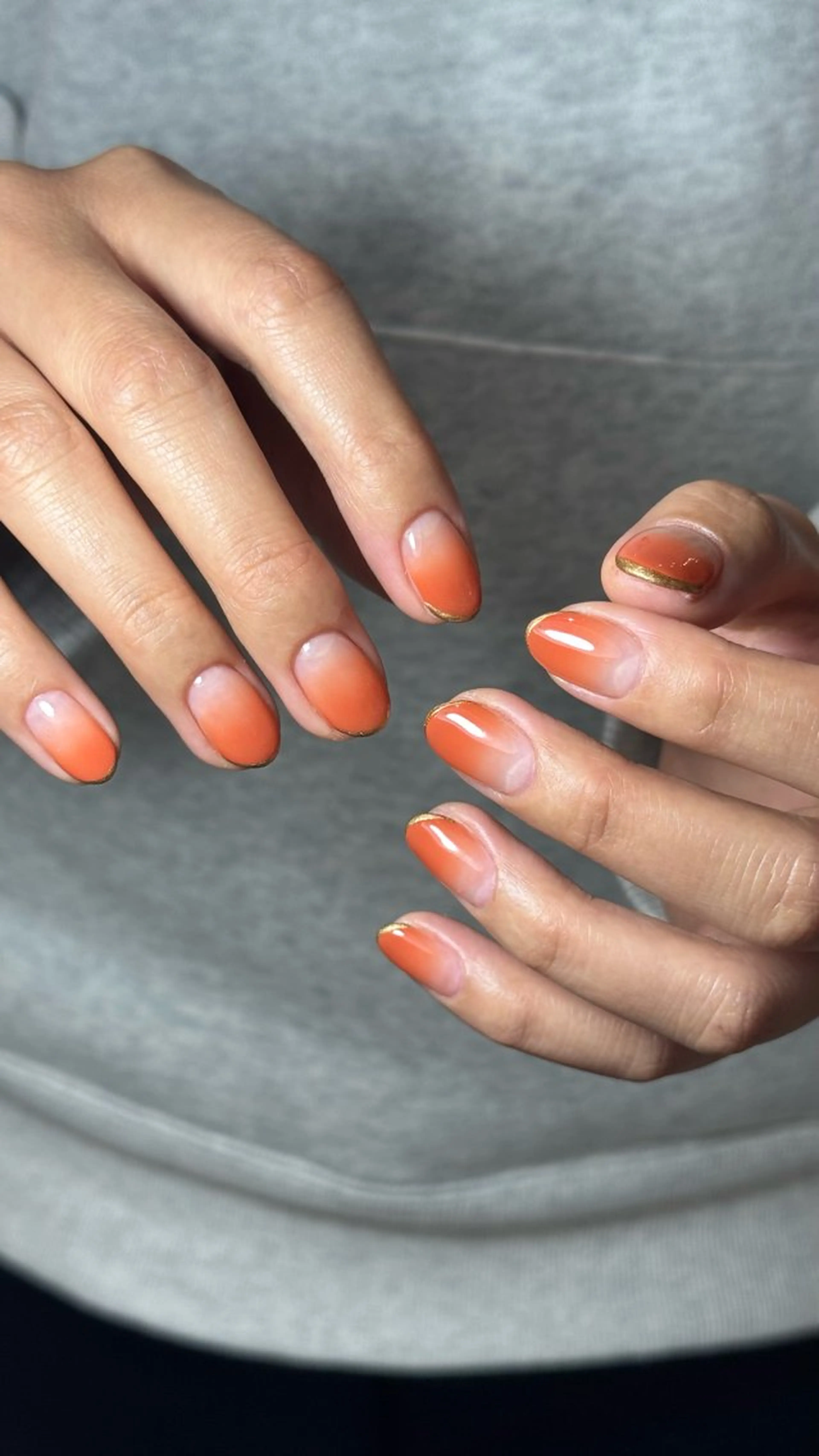 ネイル フレンチネイル ゴールド グラデーション ハンドネイル Momoka ネイリスト福岡/薬院のネイルデザイン