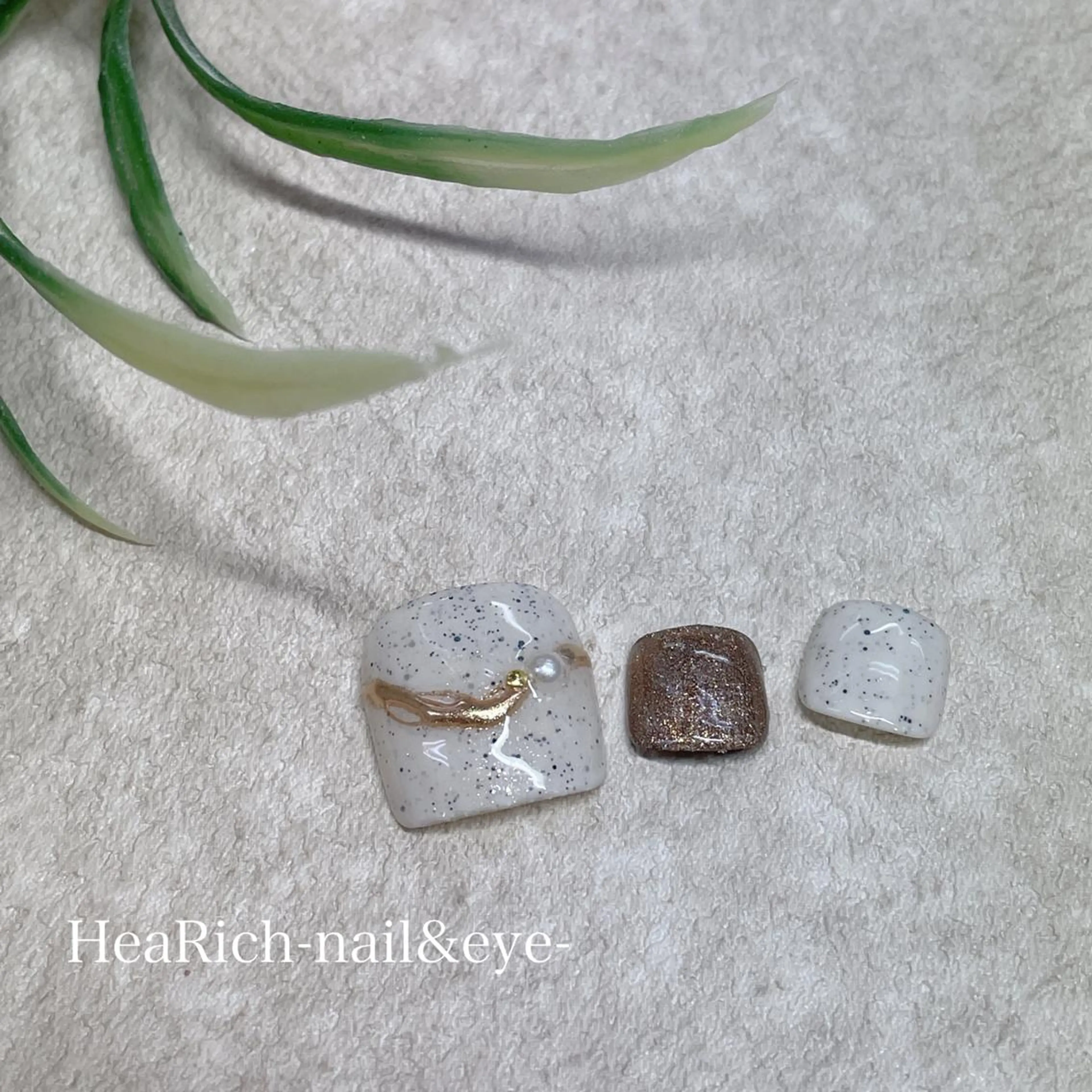ネイル フットネイル ハーリッチnail HeaRichのネイルデザイン