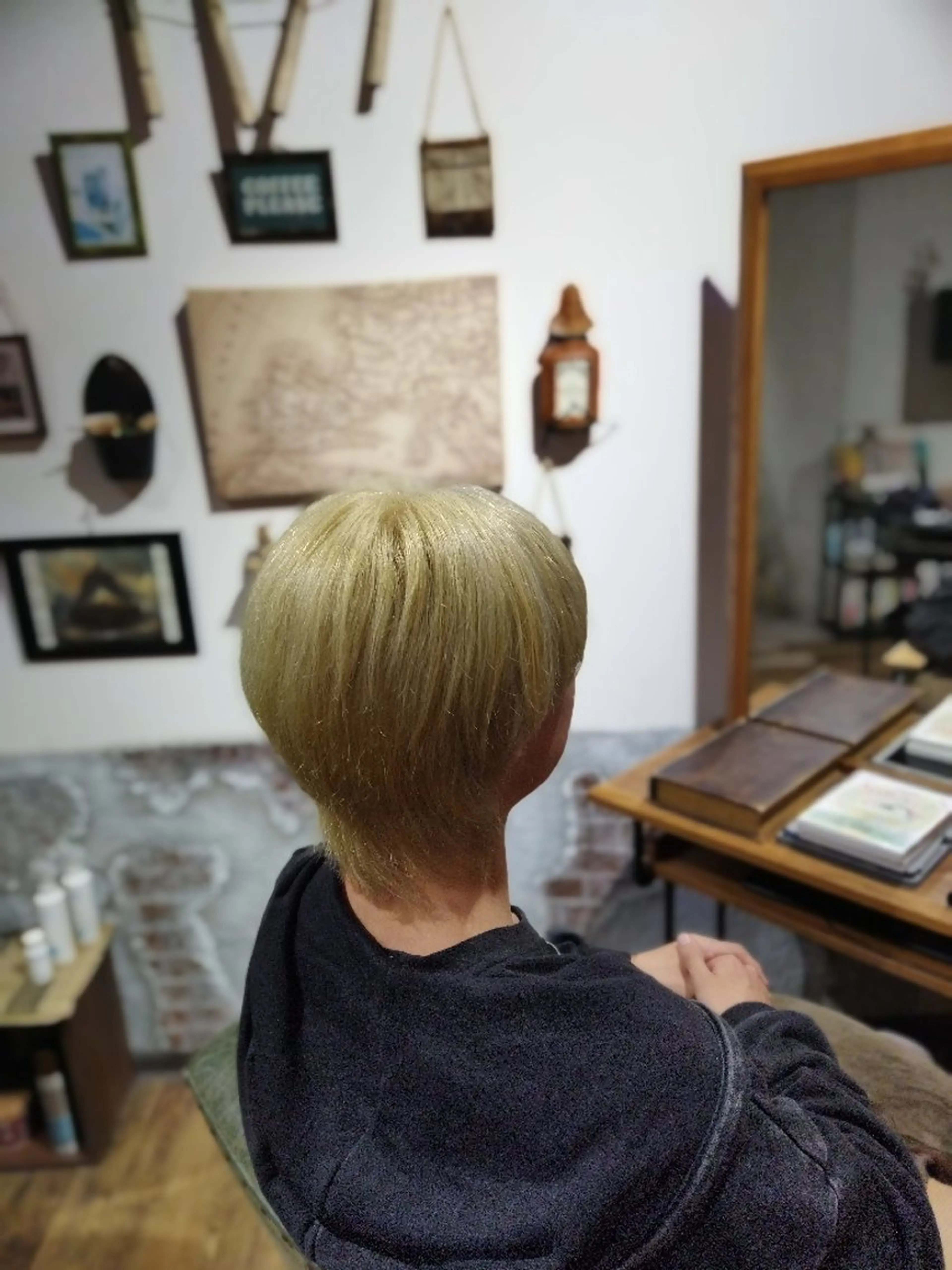 メンズ カラー ヘアカラー 北林 弘展のヘアスタイル