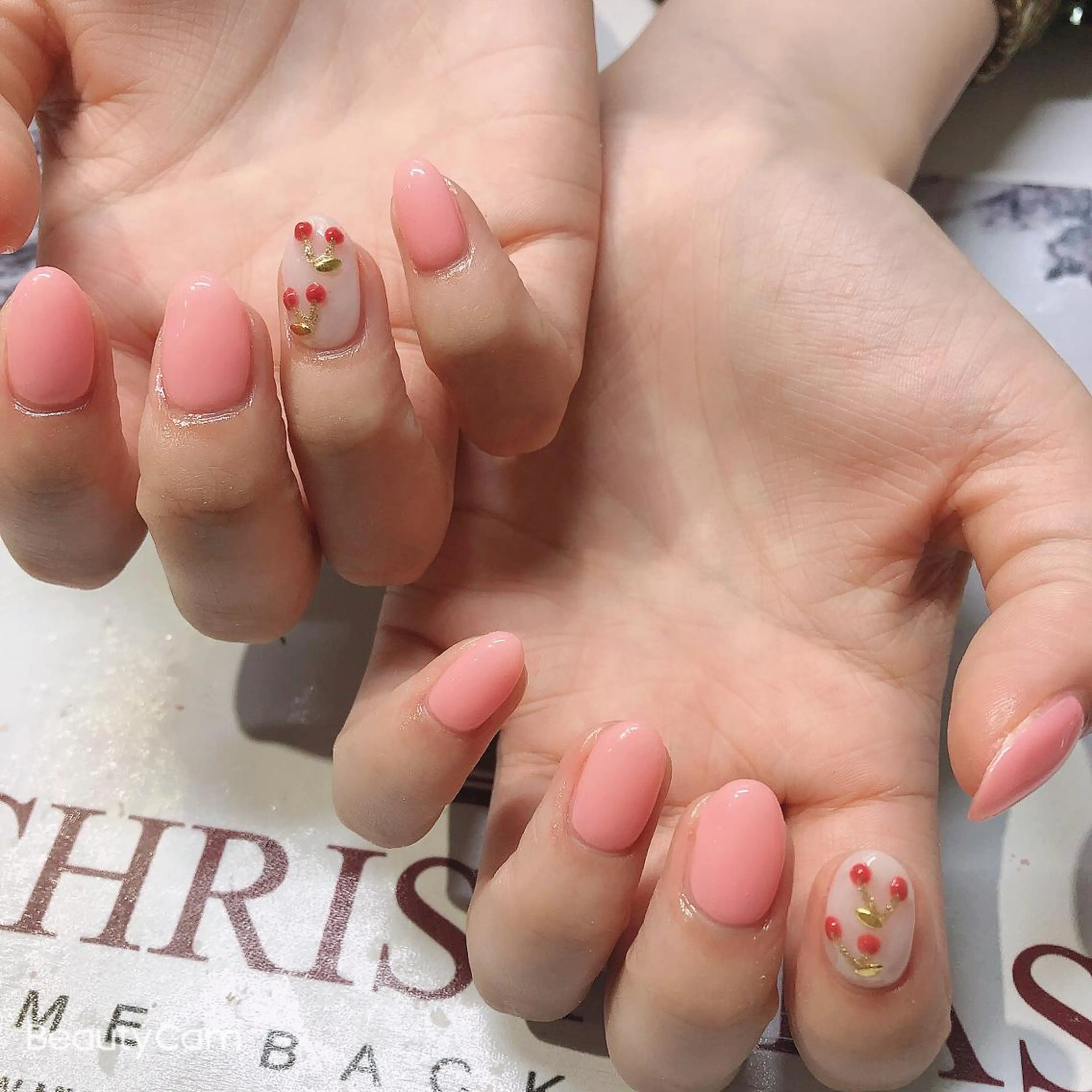 ネイル Guarendo錦糸町店所属・ガレンドウ 白澤 愛子のネイルデザイン