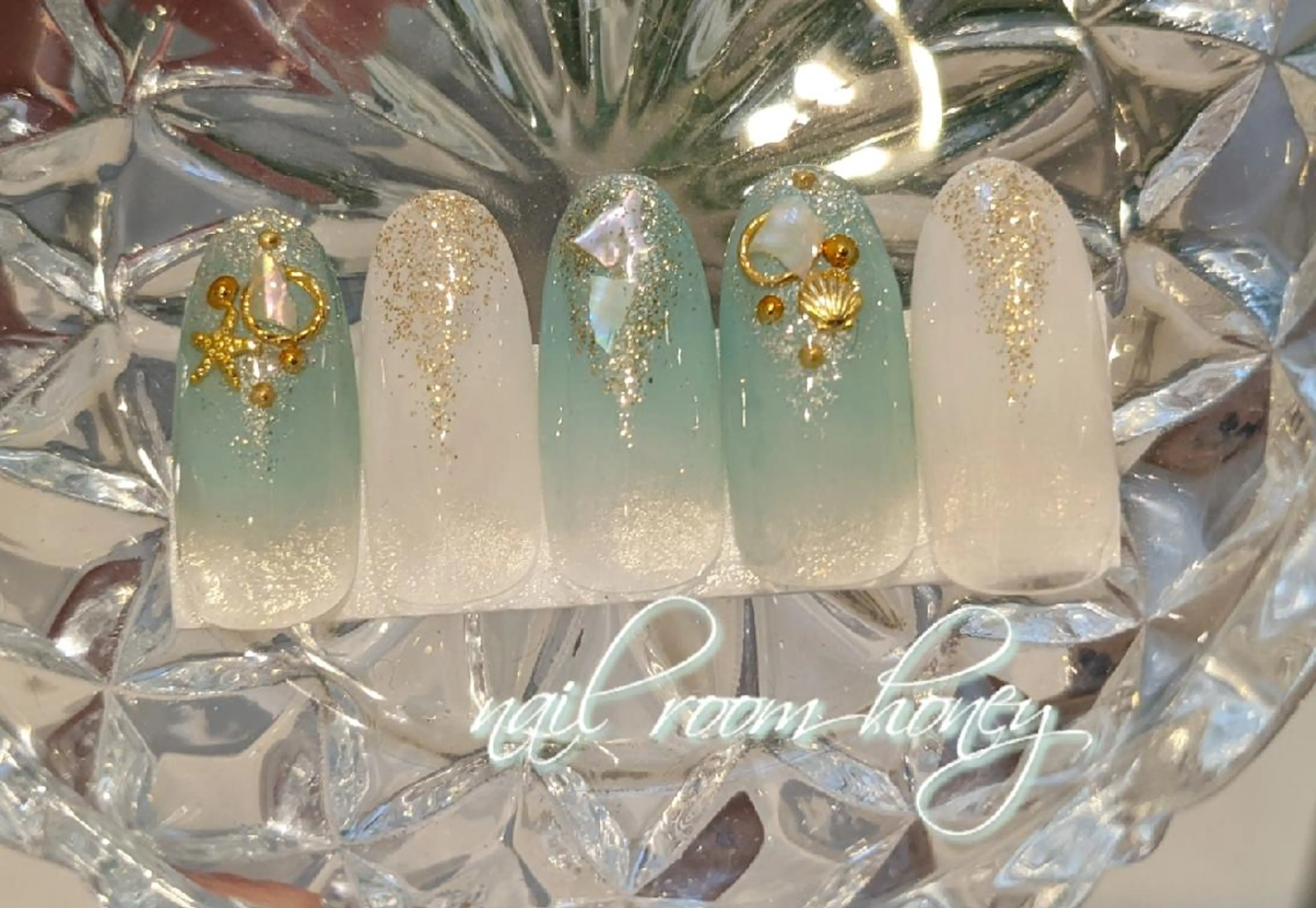 ネイル グリーン nail room  honeyのネイルデザイン