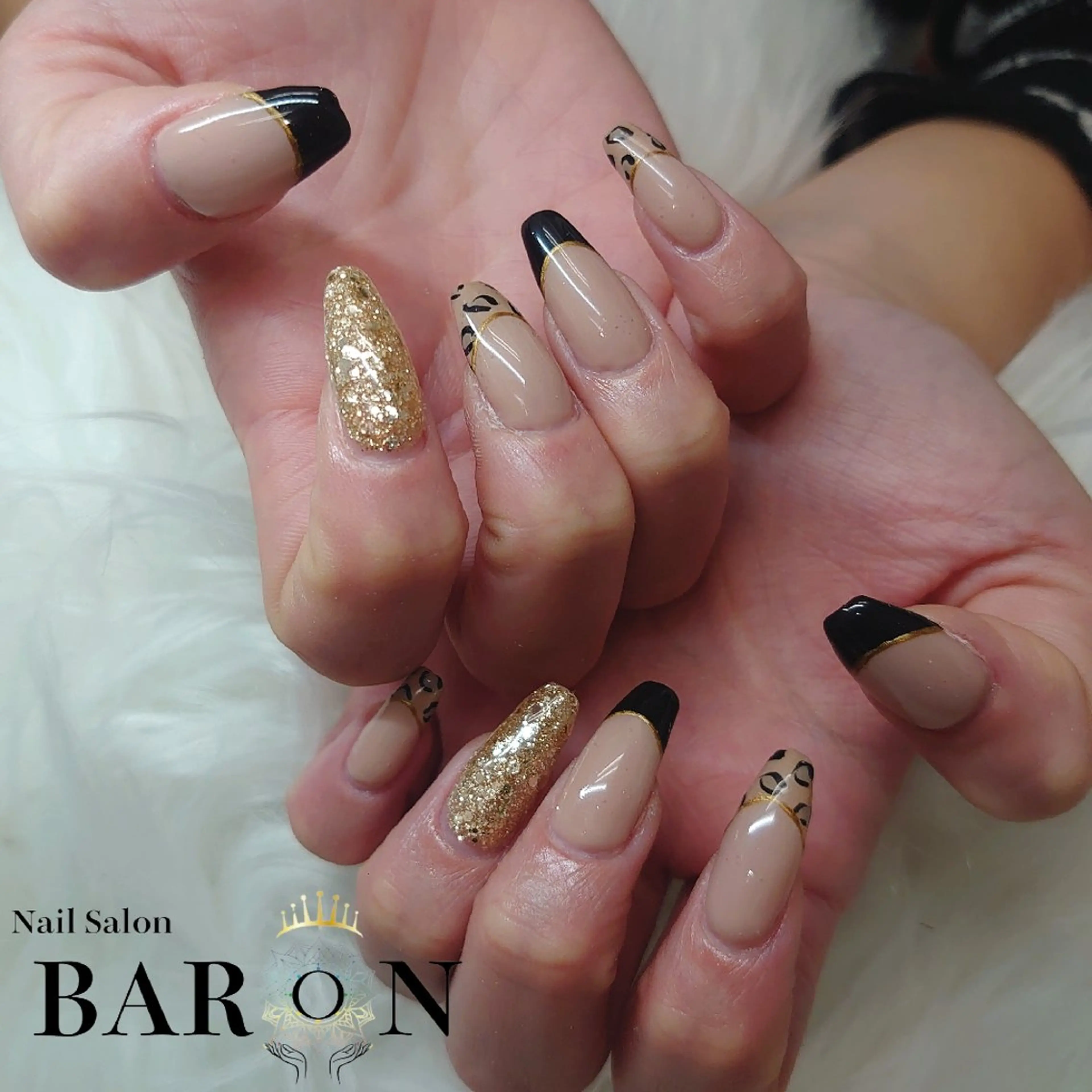 ネイル アニマル柄 フレンチネイル 持ち込み ♛BARON♛ AOIのネイルデザイン