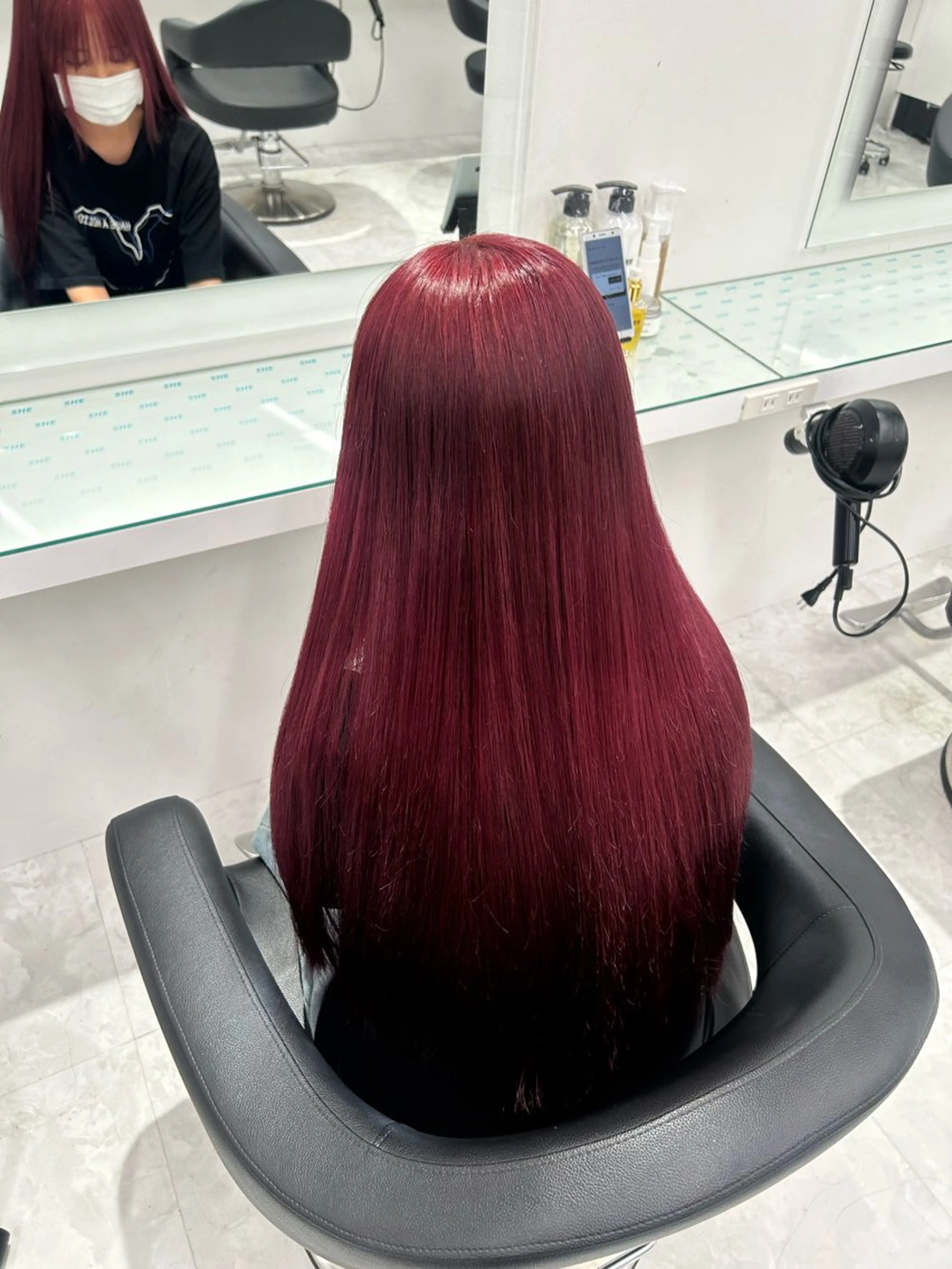 ロング カラー 🩷暖色カラー🩷 BONのヘアスタイル