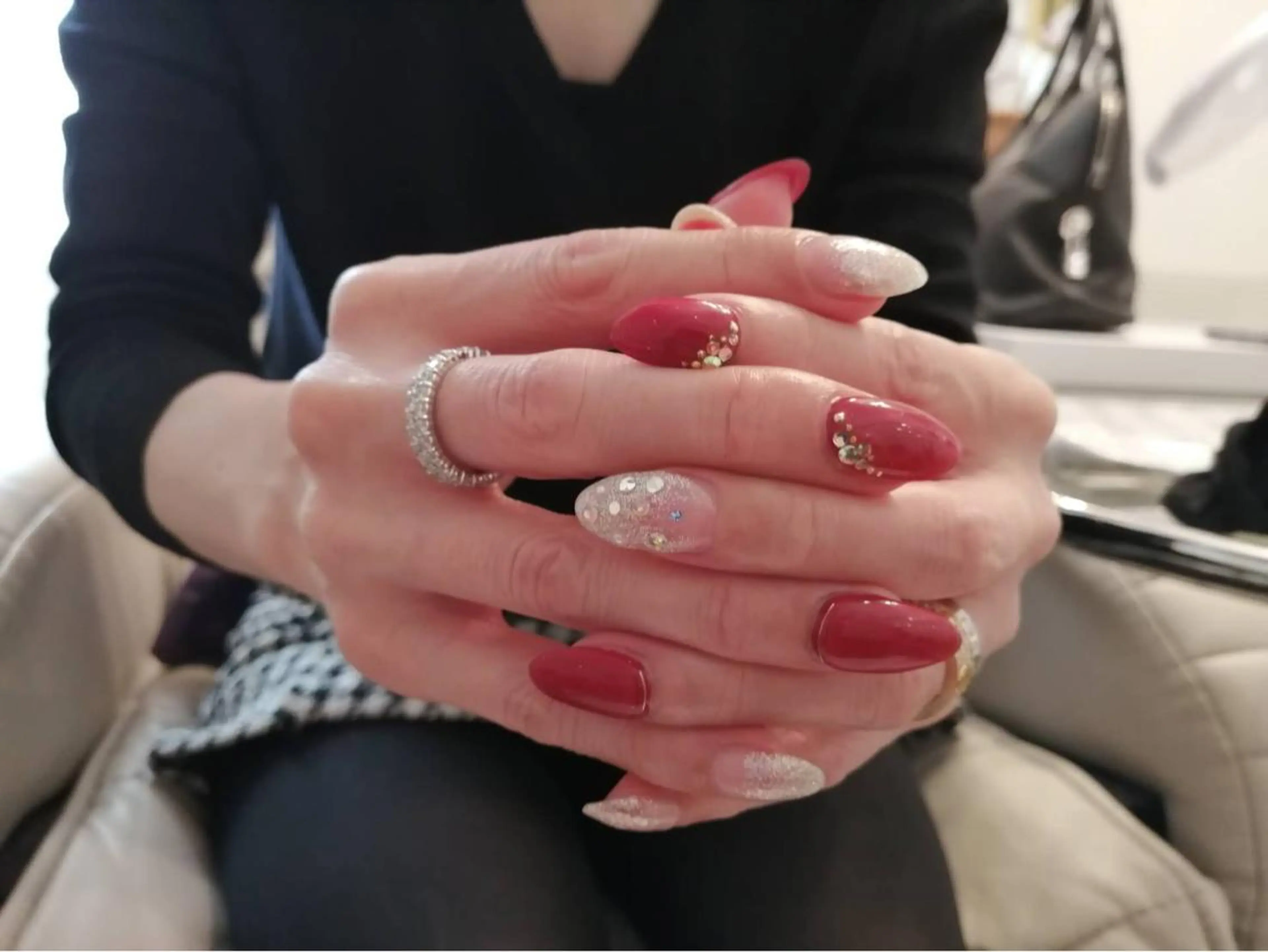 ネイル ボルドー シンプルネイル リオッサ オブ ラグーン神戸店のエステ・リラクイメージ