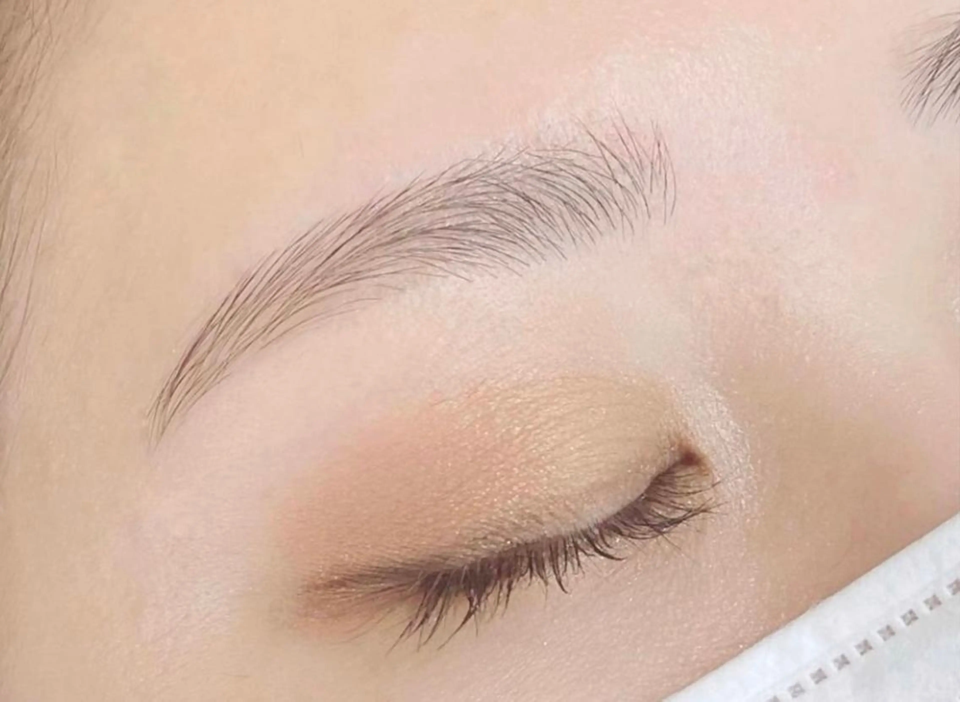 【美しい黄金比に✨アイブロウスタイリング】の写真