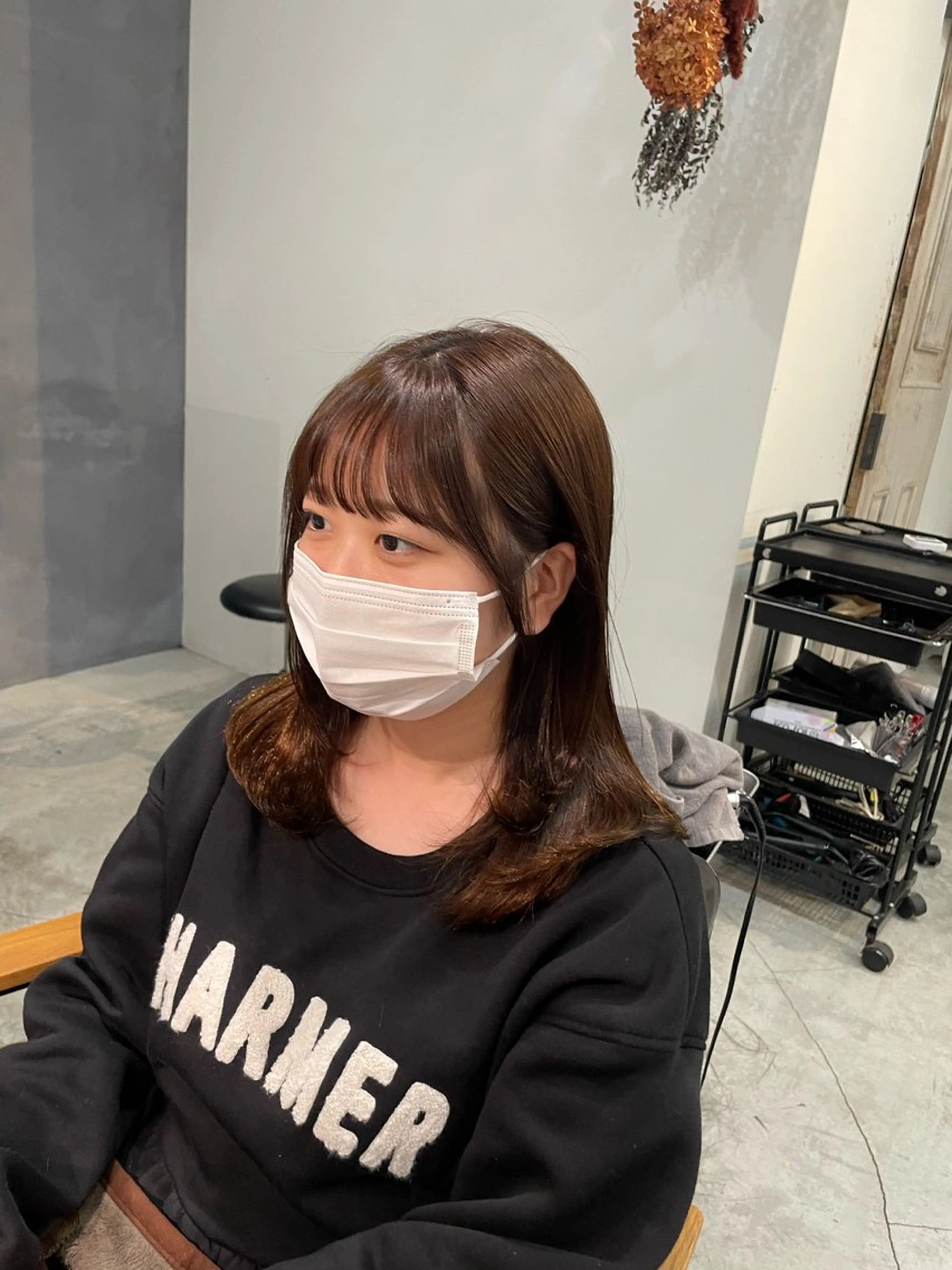 ミディアム カット ヘアカラー 顔周りカット 🎀サヤカ🎀のヘアスタイル