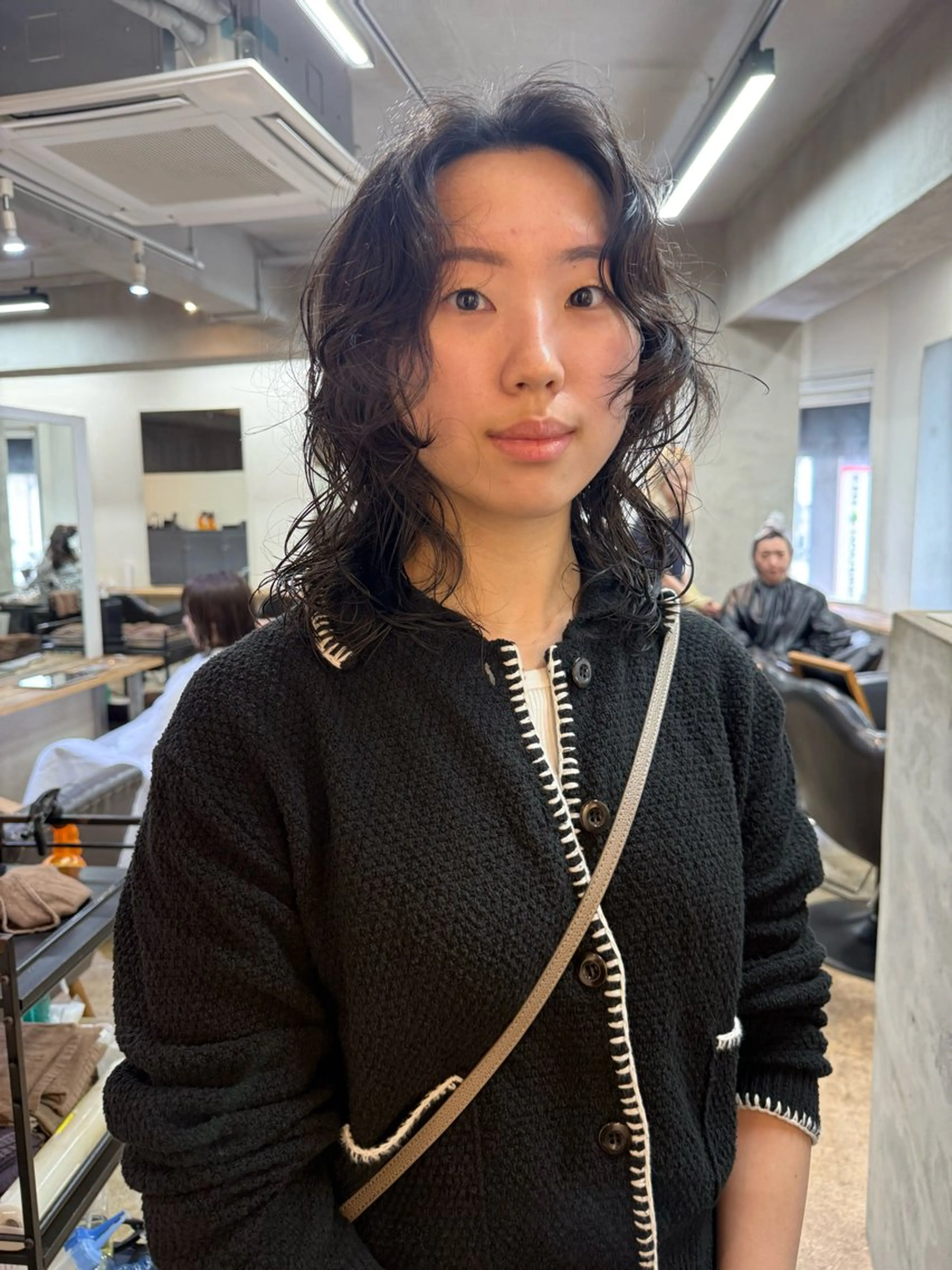 ミディアム パーマ ミディアムパーマ レイヤーカット カット パーマ トリートメント 森貴裕/ベージュ/ パーマ/オリーブのヘアスタイル