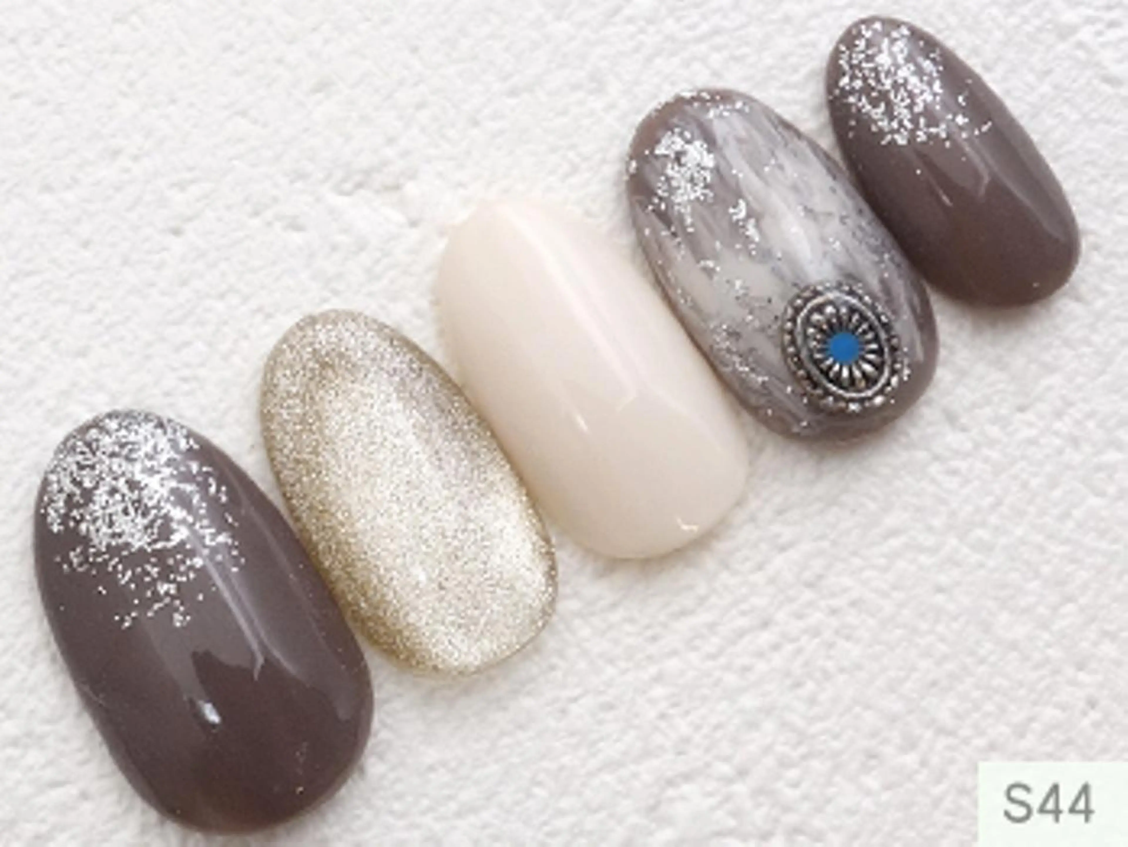 ネイル アートネイル ジェルネイル マグネットネイル ネイル nanのネイルデザイン