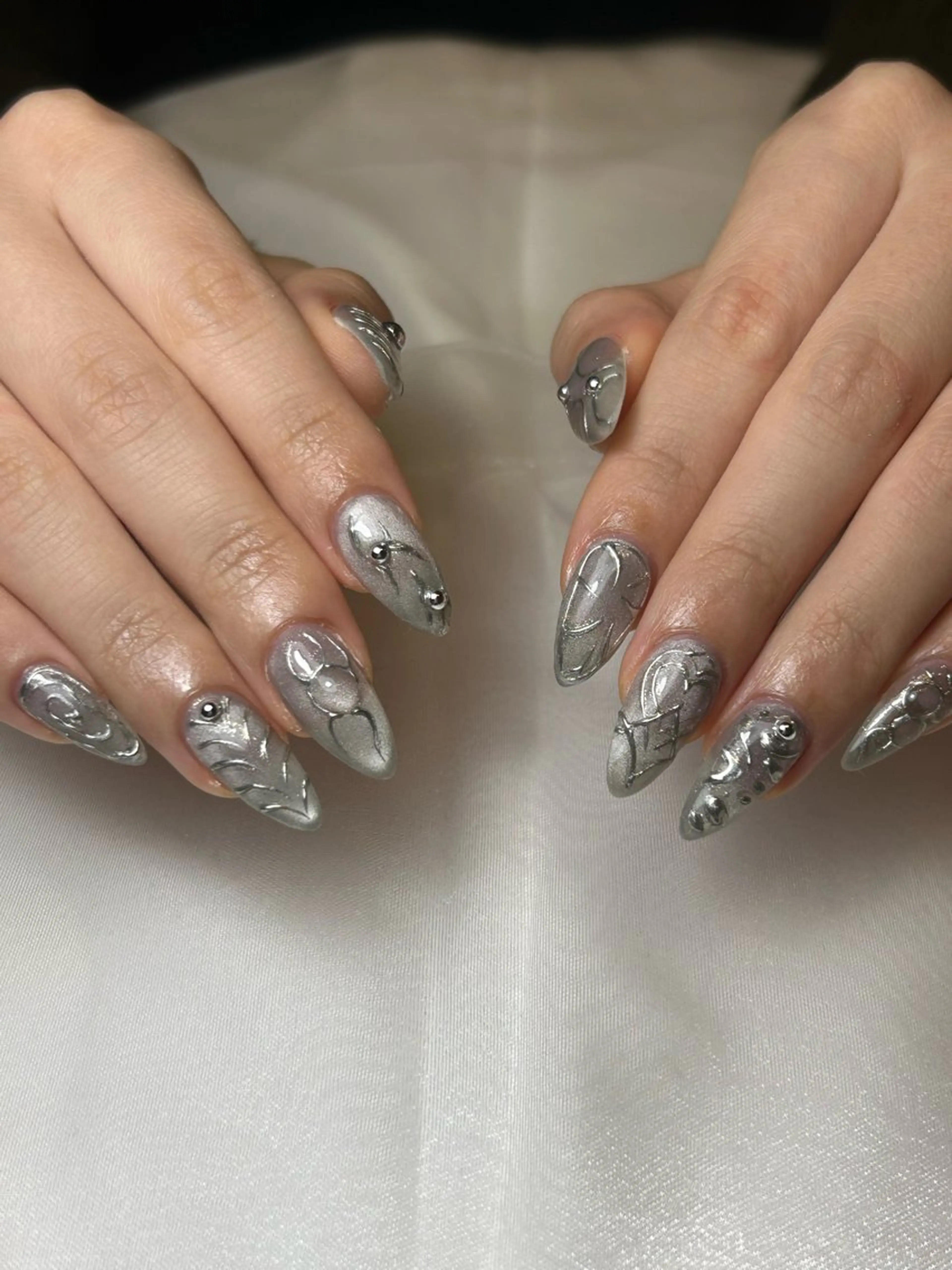 ネイル ハンドネイル nico +所属・nico + 鷲野のネイルデザイン