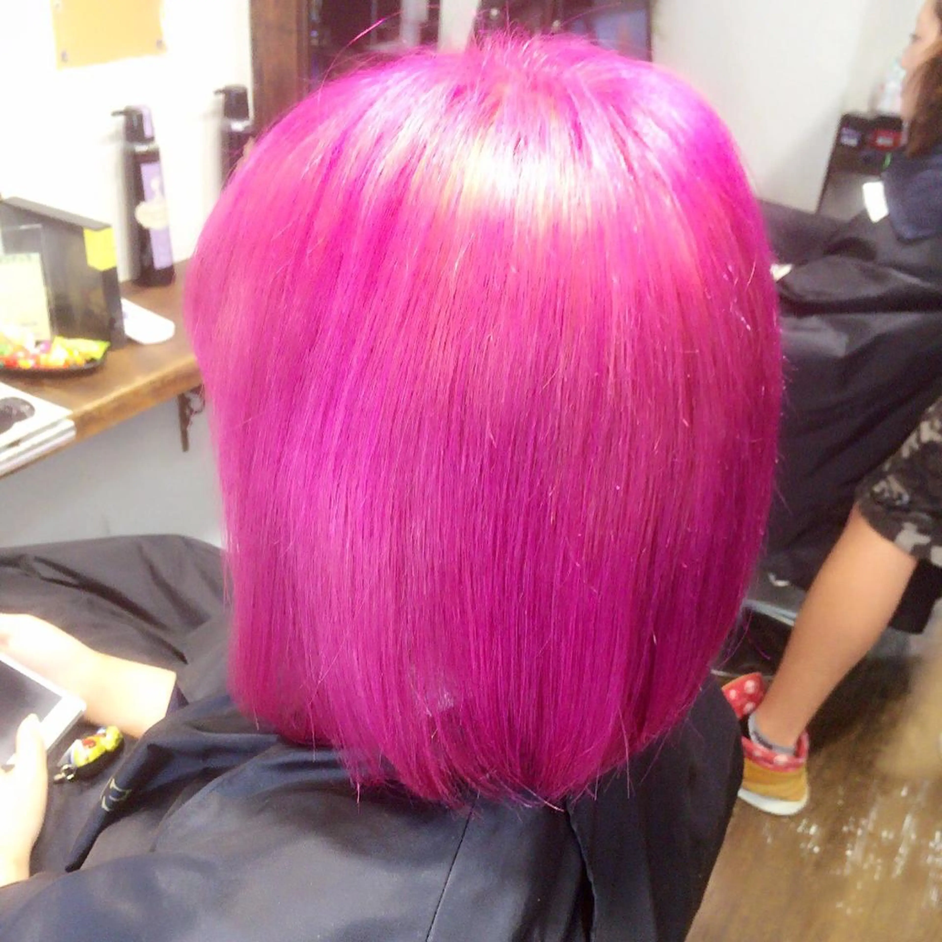 ショート ミディアム カラー ブリーチ ピンクカラー 髪質改善×ハイトーン 中田啄也のヘアスタイル