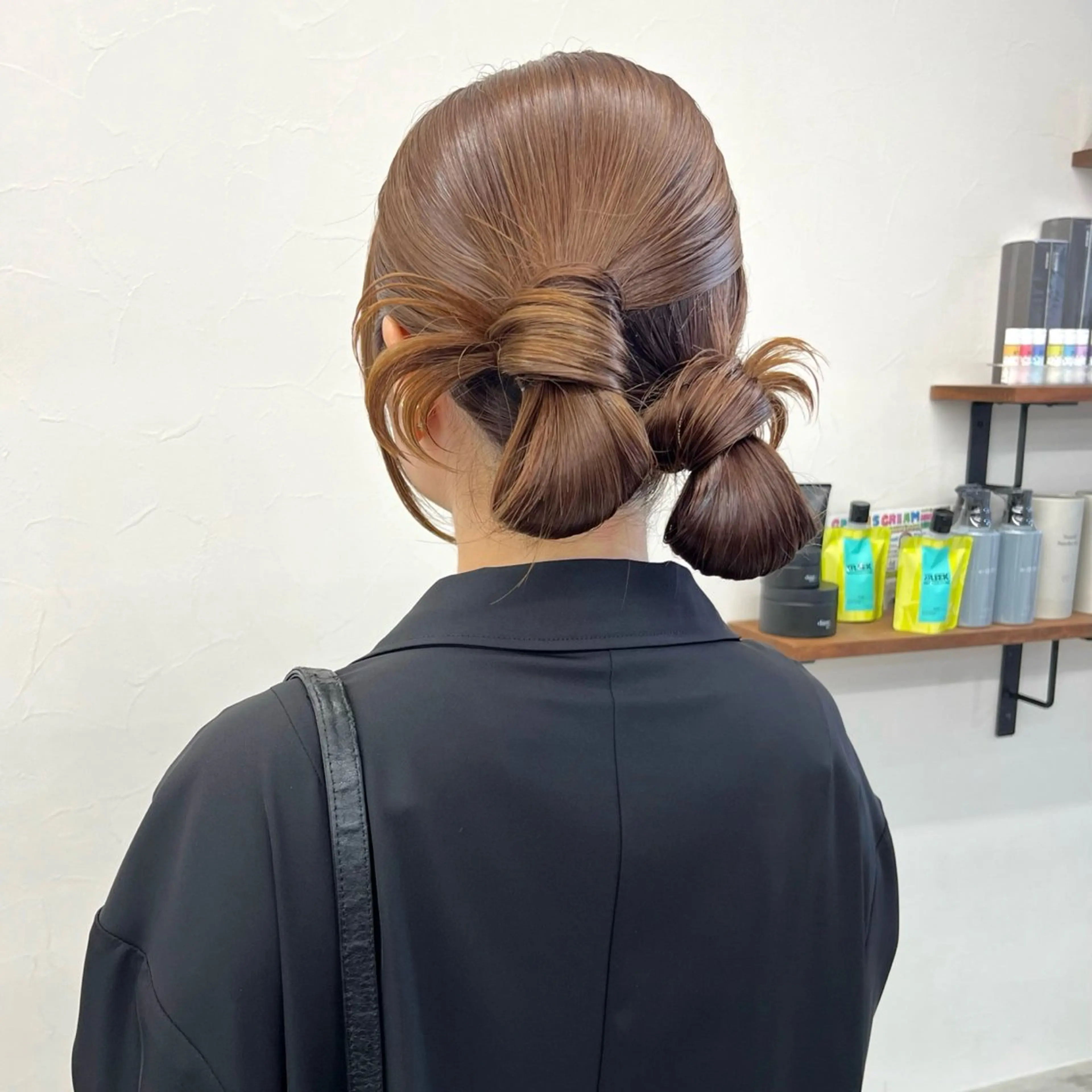 セミロング ヘアアレンジ ボブ 髪質改善 レイヤーカット 似合わせカット ウルフカット ヘアセット 朝がちょっと楽しくな るshort･bobのヘアスタイル