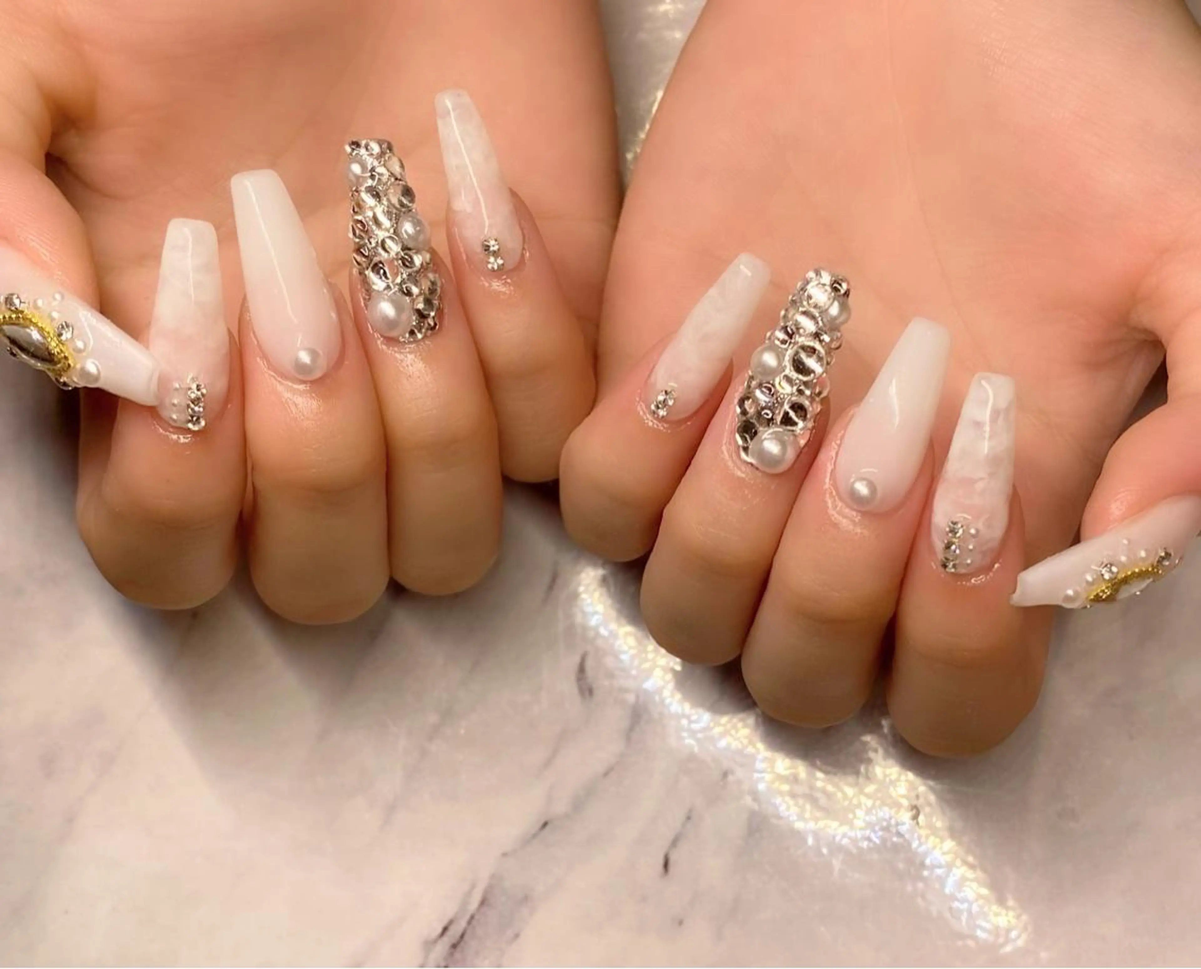 ネイル ハンドネイル Lino+ ネイル&よもぎ蒸しのエステ・リラクイメージ