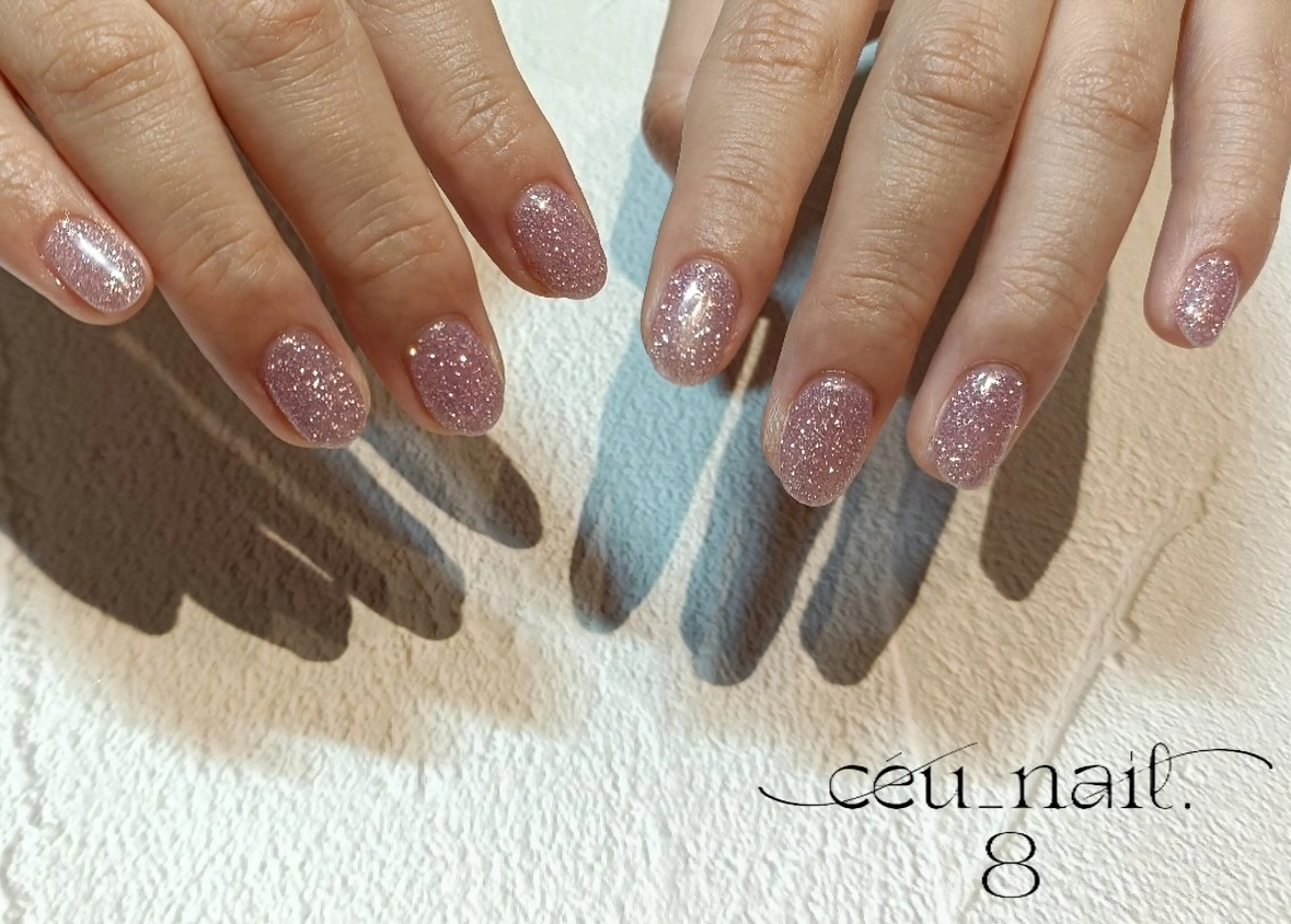 【ハンドネイル】宝石のように煌めくフラッシュネイル（ドライケア込み）の写真