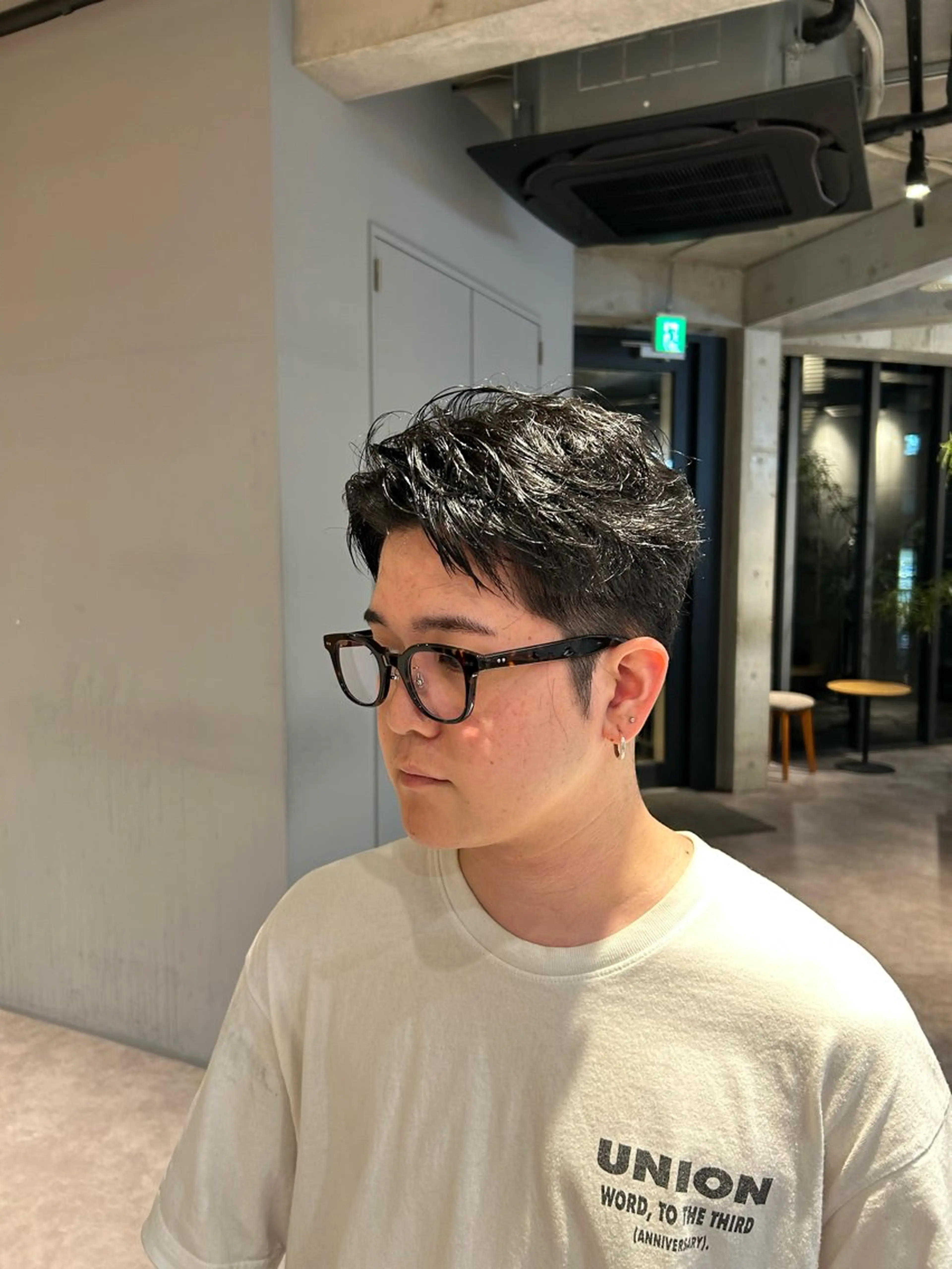 ショート メンズ アップバング 刈り上げ くせ毛 葉月/ボブ/ 透明感カラー／中目黒のヘアスタイル