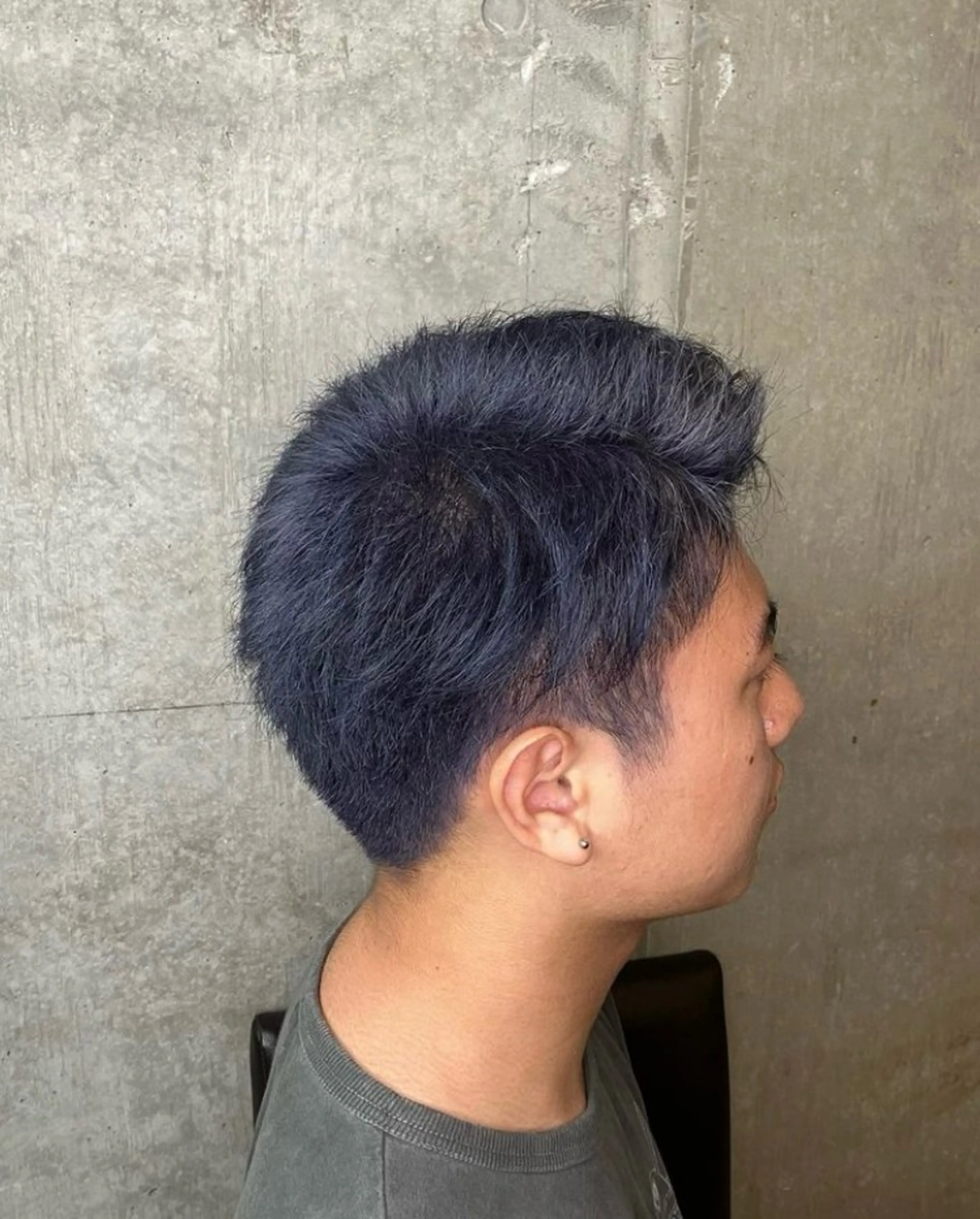 カラー メンズ ブルーカラー Riko .のヘアスタイル