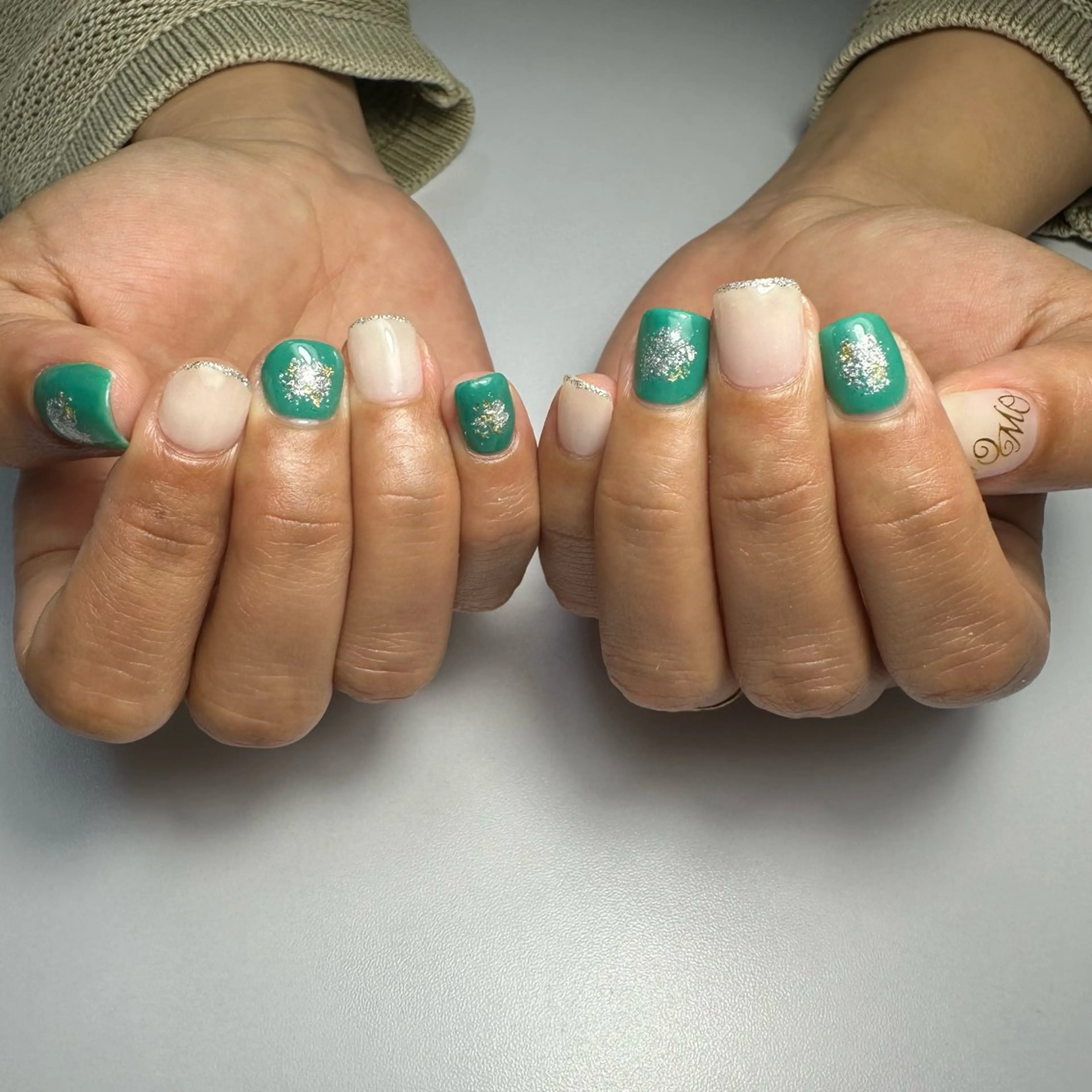 ネイル 自爪育成ネイリスト✨ Mokaのネイルデザイン