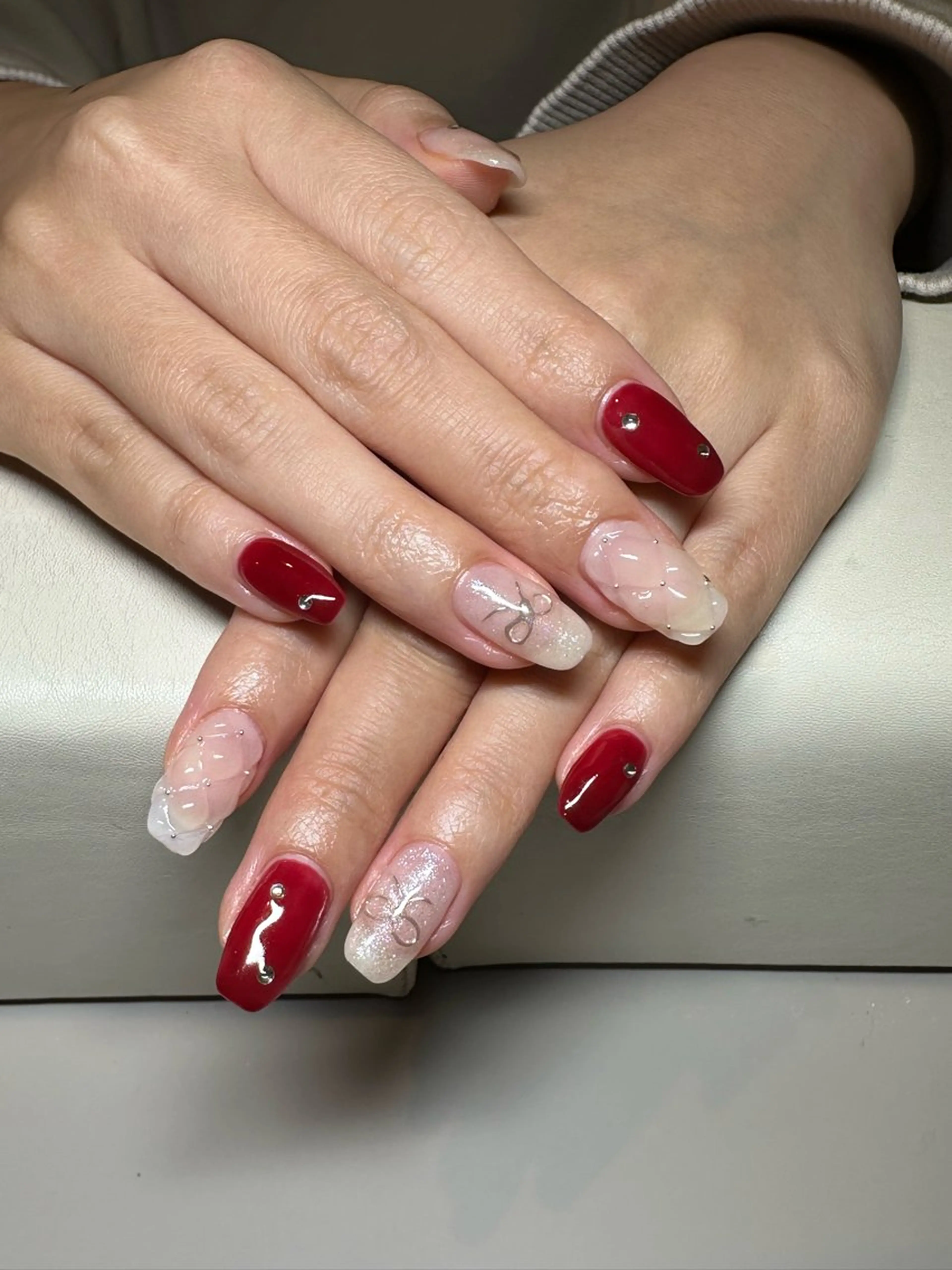 ネイル クレセントアイ MIUのネイルデザイン