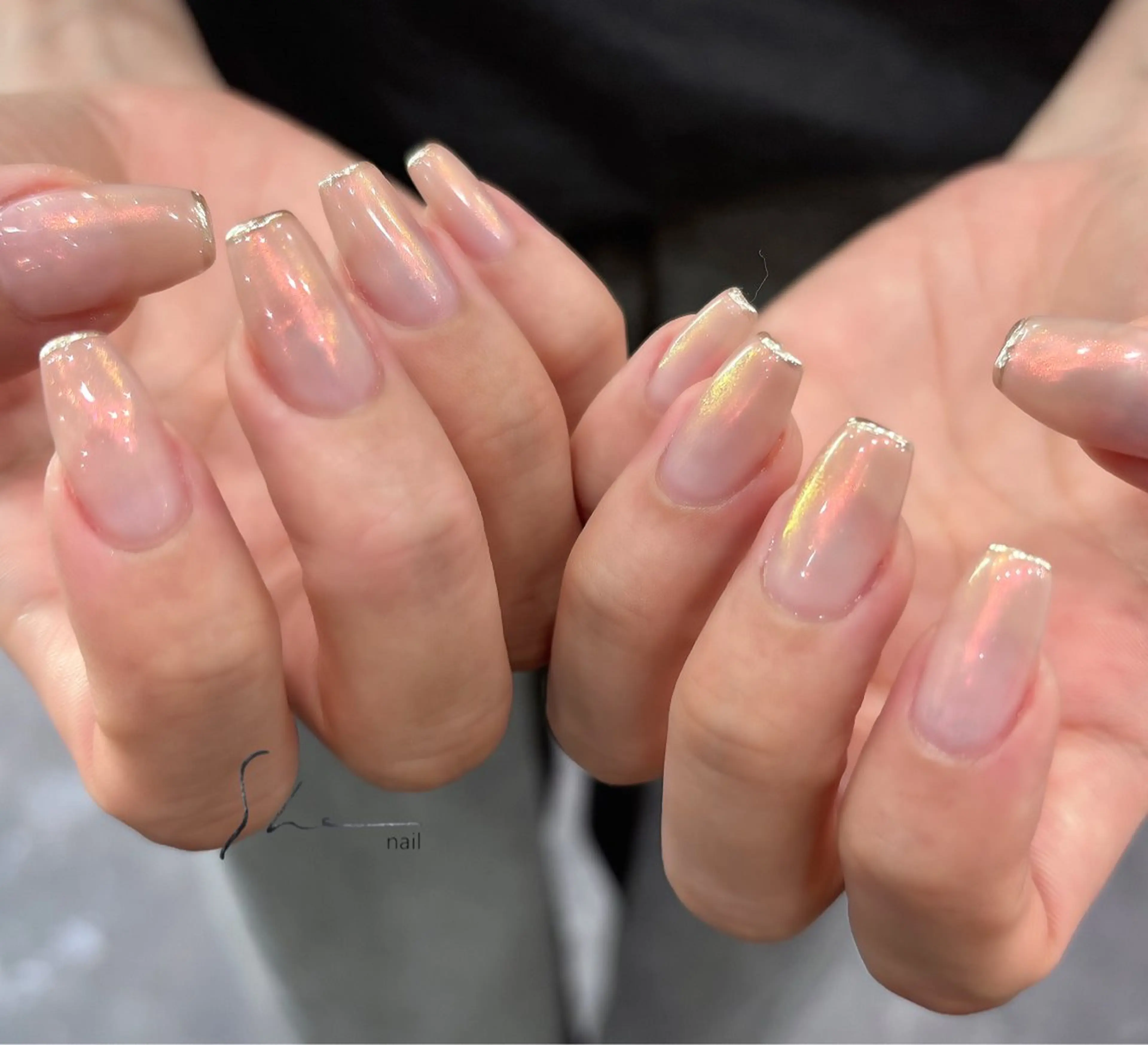 ネイル オーロラネイル フレンチネイル ミラーネイル ハンドネイル SHE所属・SHE adusaのネイルデザイン